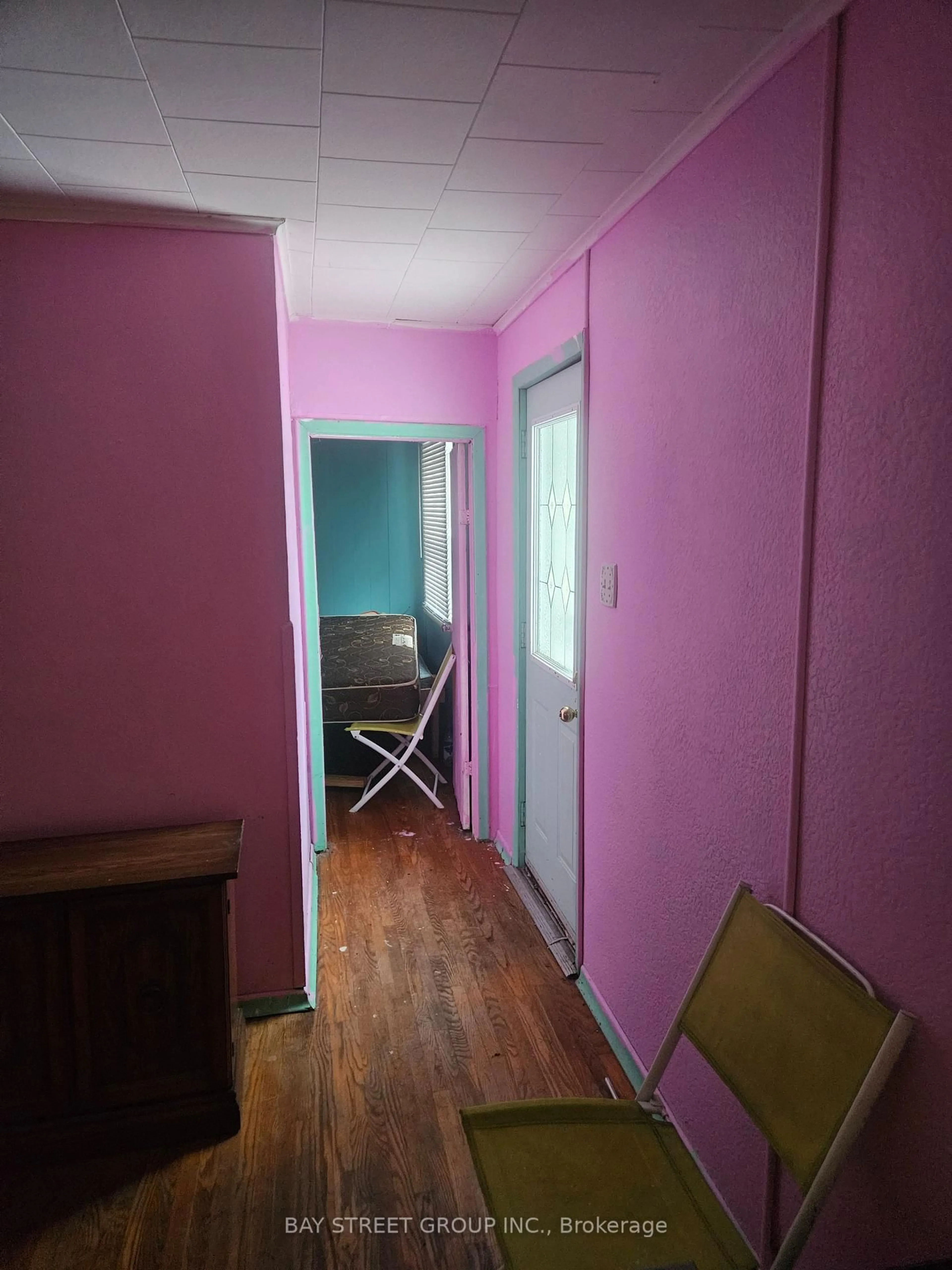 A pic of a room for 150 DRIVE-IN Cres, Georgian Bluffs Ontario N4K 5N7