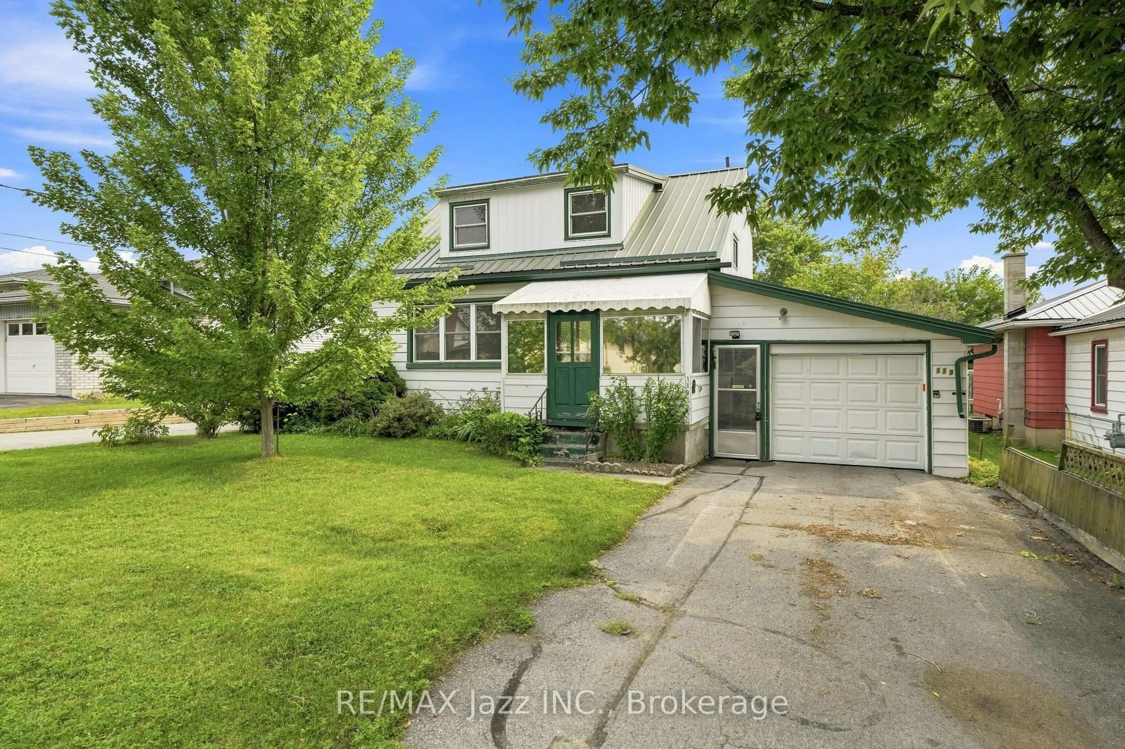 Unknown for 119 West St, Belleville Ontario K8N 4X8