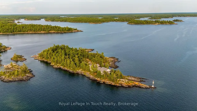 1 B427 Turning Island, The Archipelago 5