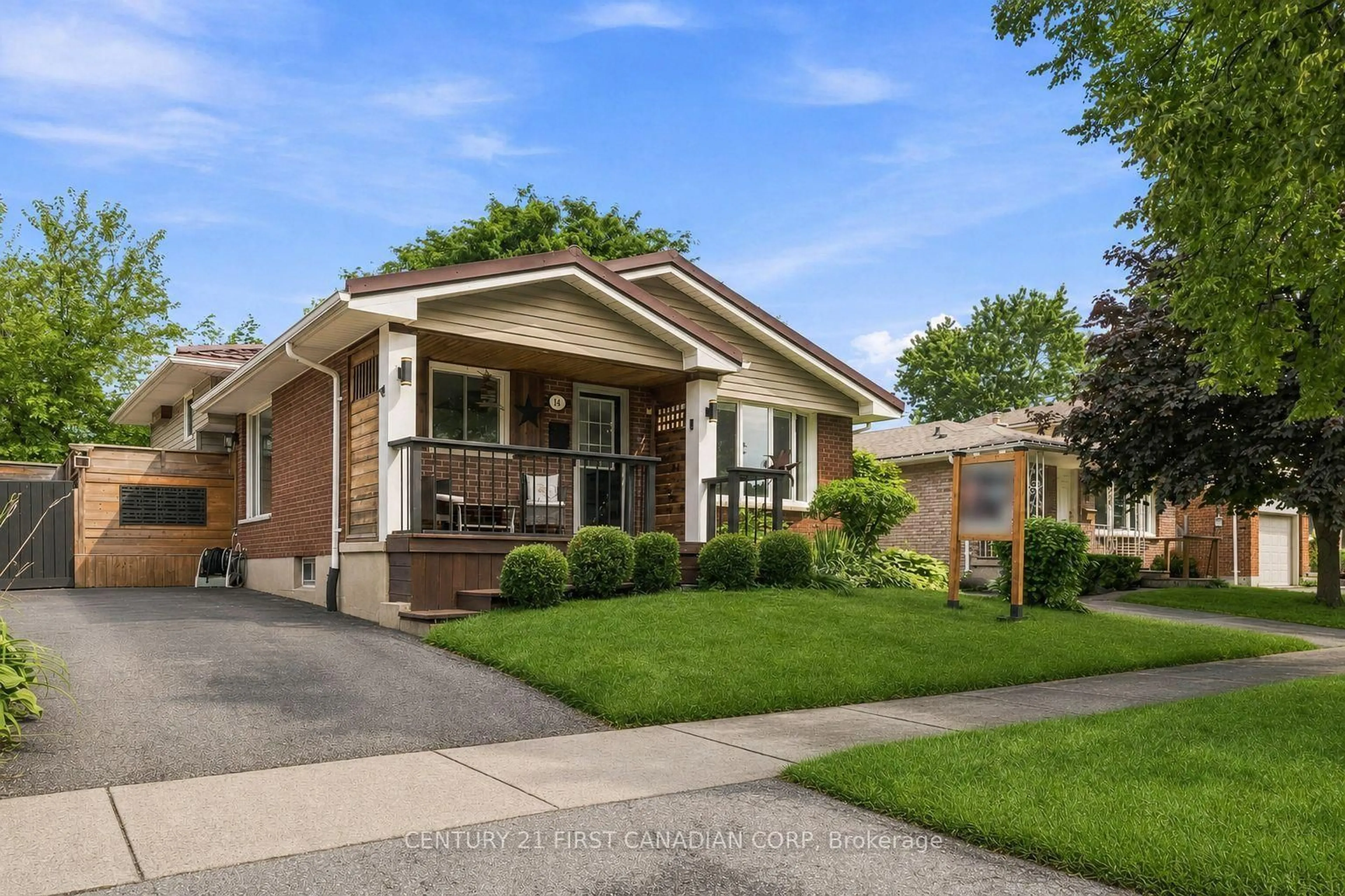 Home with brick exterior material, street for 14 Alayne Cres, London South Ontario N6E 2A3