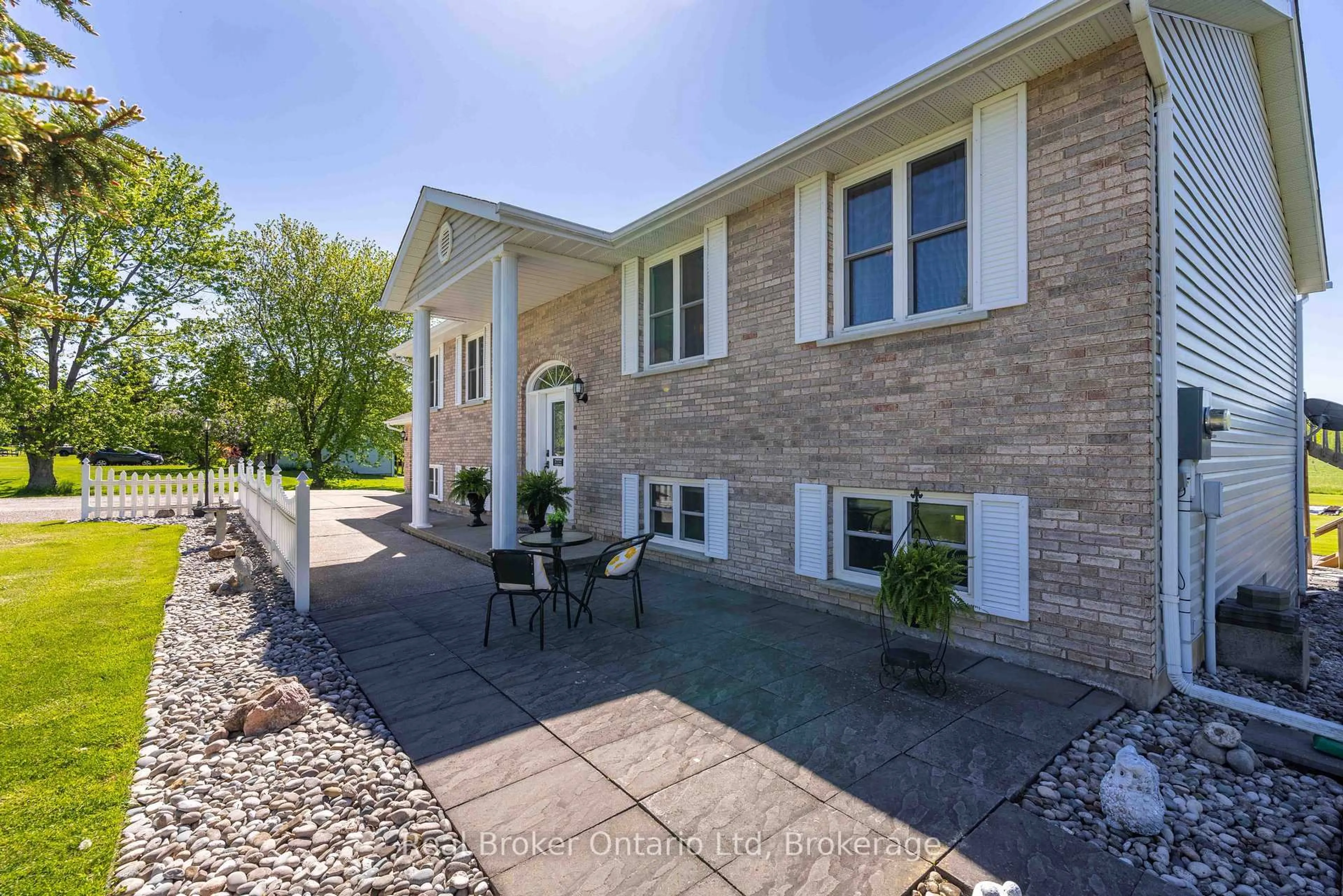 Unknown for 122318 Grey Road 5, Georgian Bluffs Ontario N4K 5N5