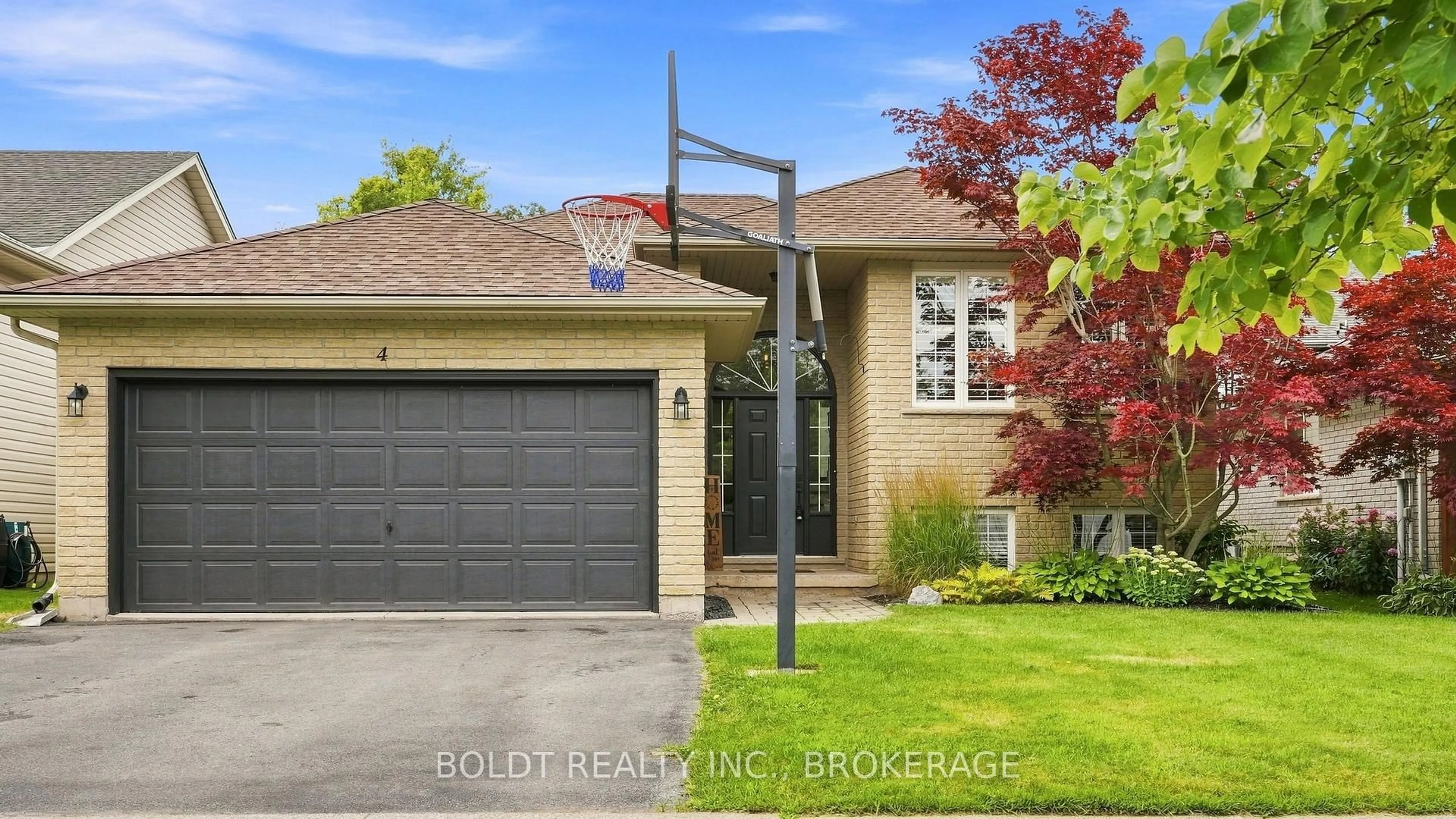 Home with brick exterior material, street for 4 Mason Dr, Pelham Ontario L0S 1E4