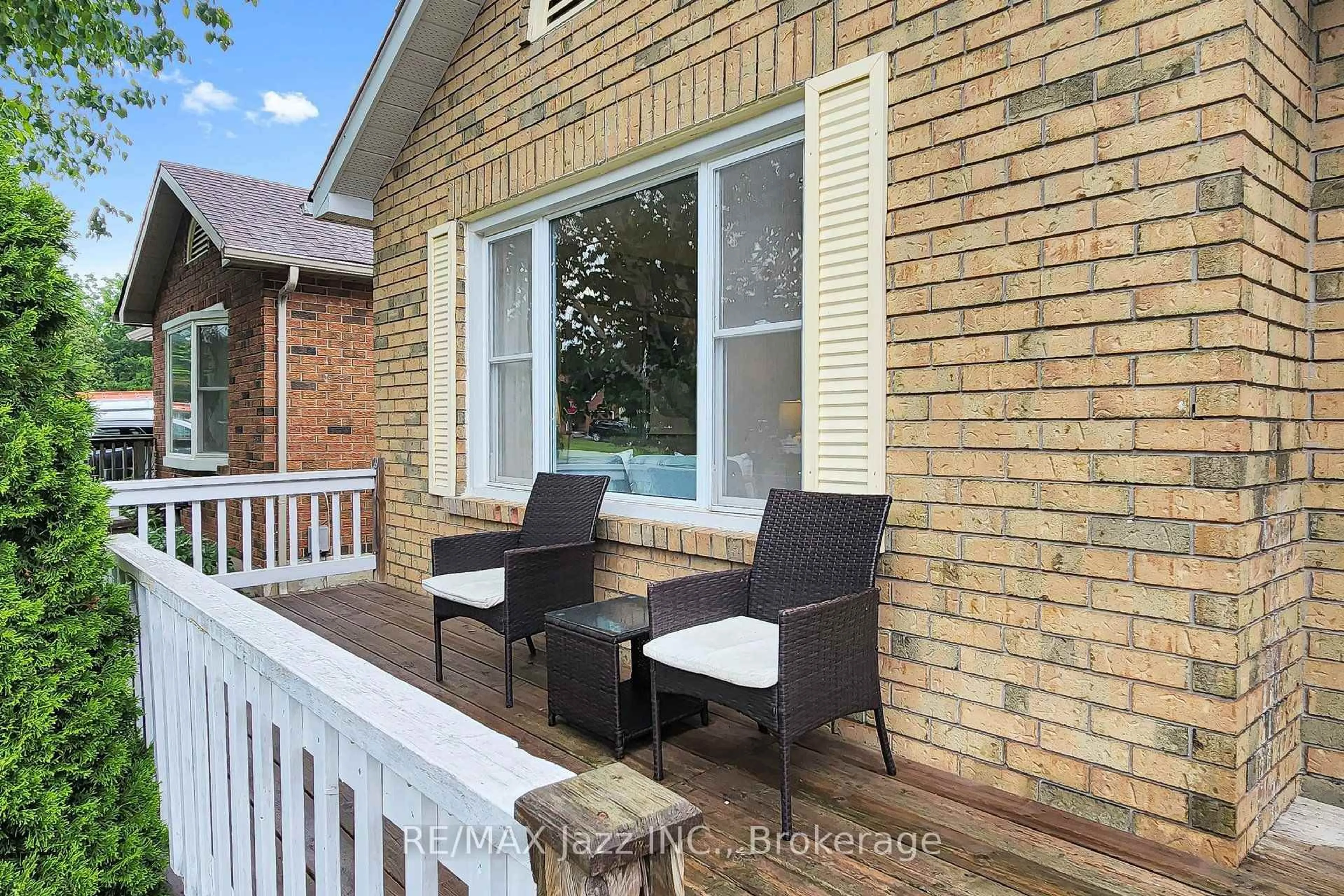 Patio, street for 3 Pochon Ave, Port Hope Ontario L1A 2X8