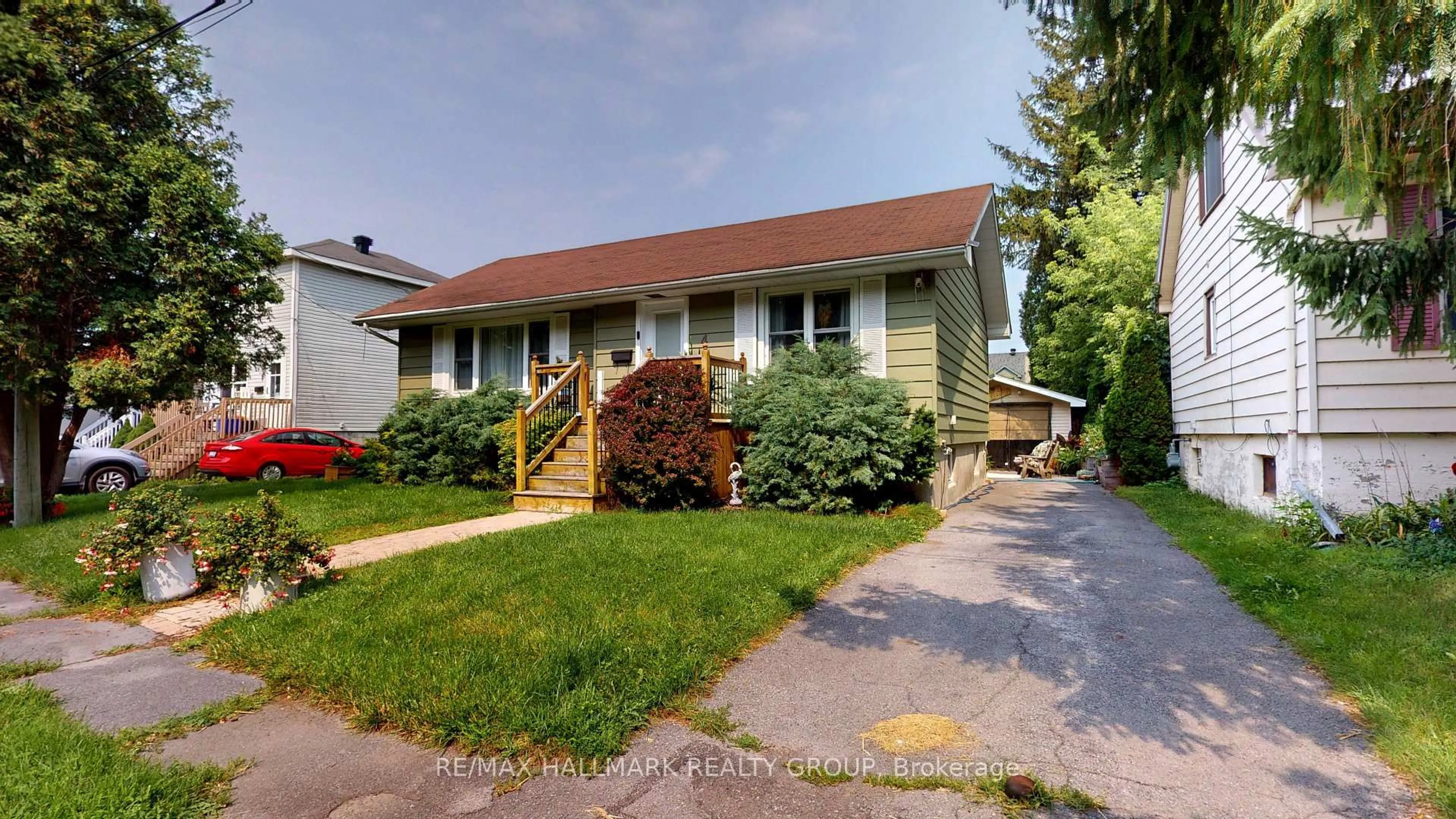 Unknown for 4 King St, Cornwall Ontario K6J 1J8