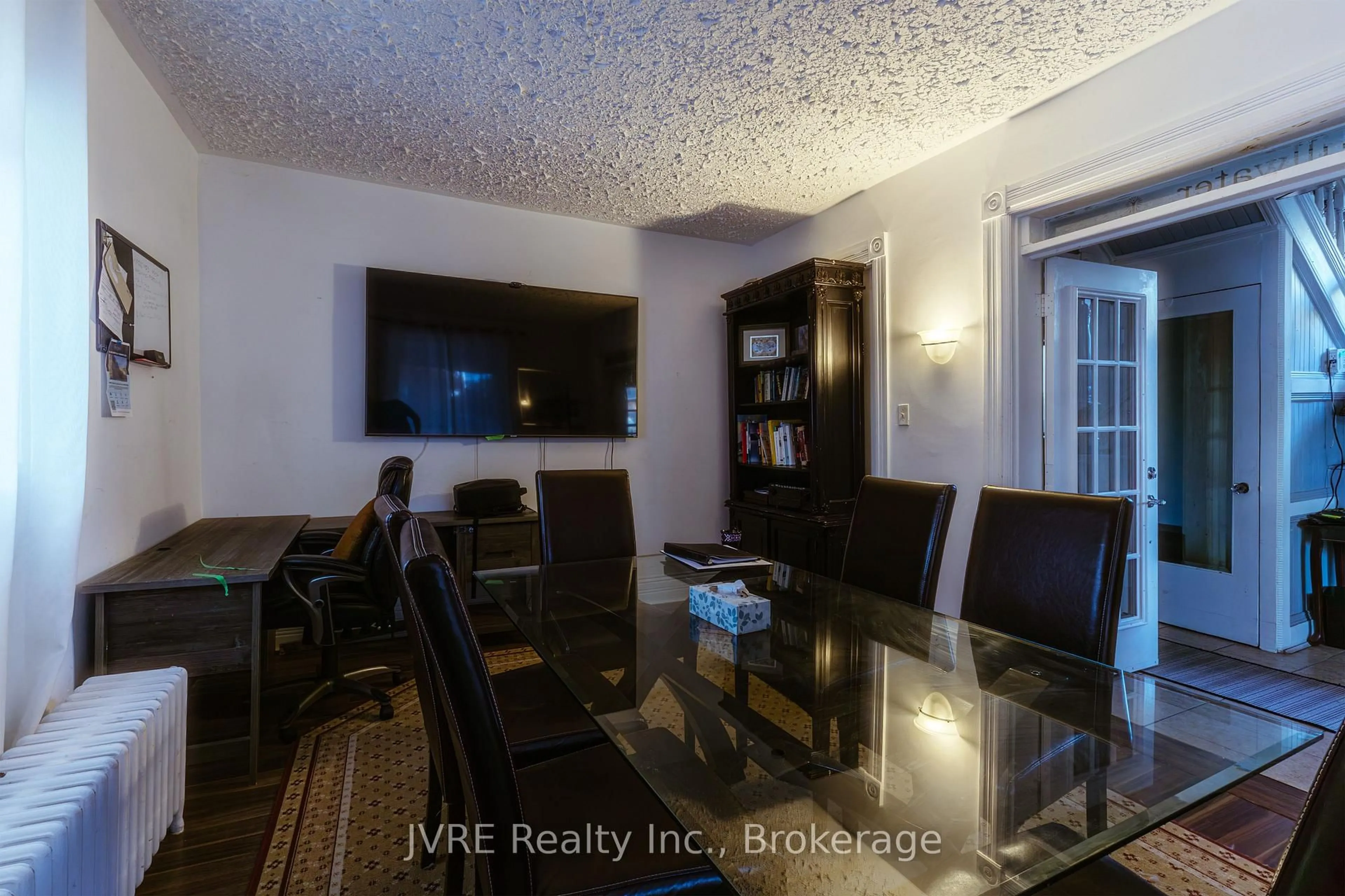 A pic of a room for 110 Merritt St, Welland Ontario L3C 4T4