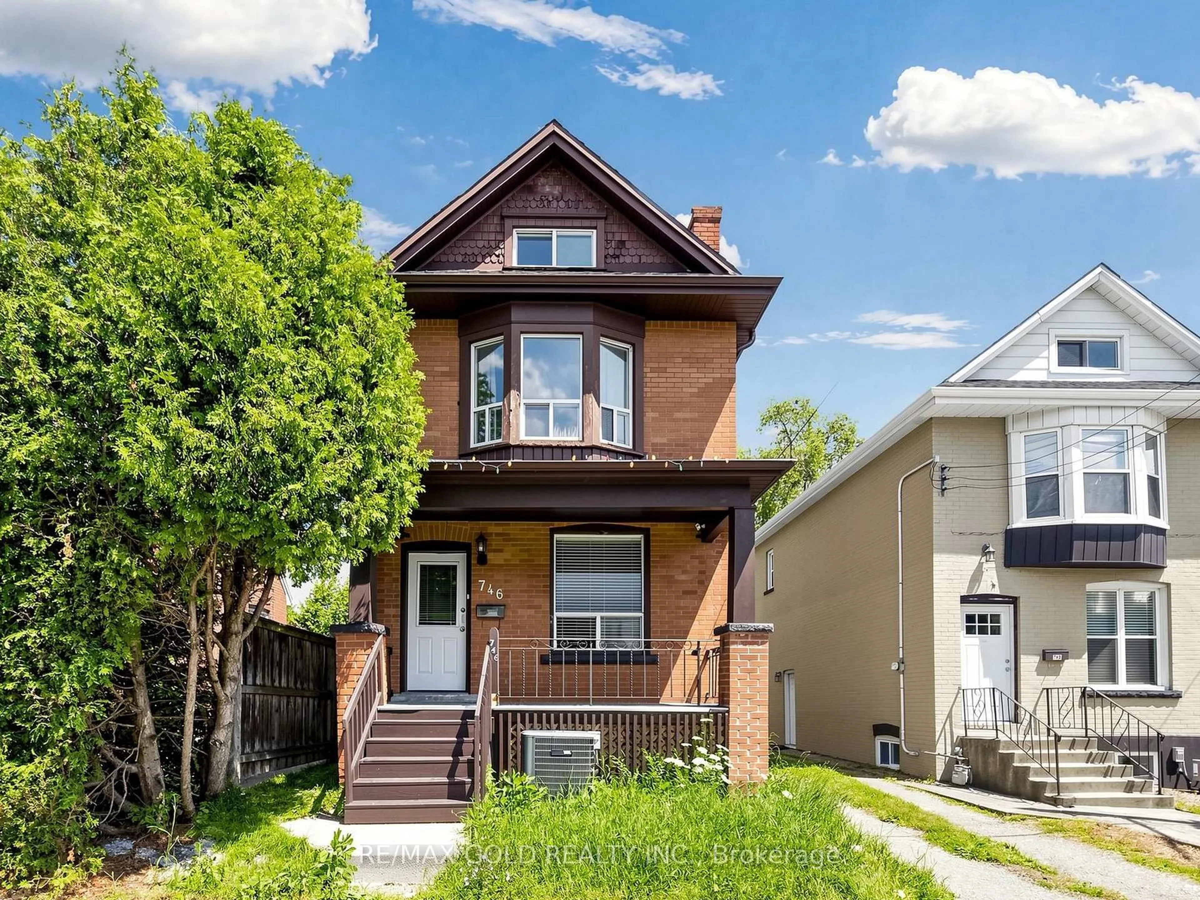 Home with brick exterior material, street for 746 King St, Hamilton Ontario L8S 1J8