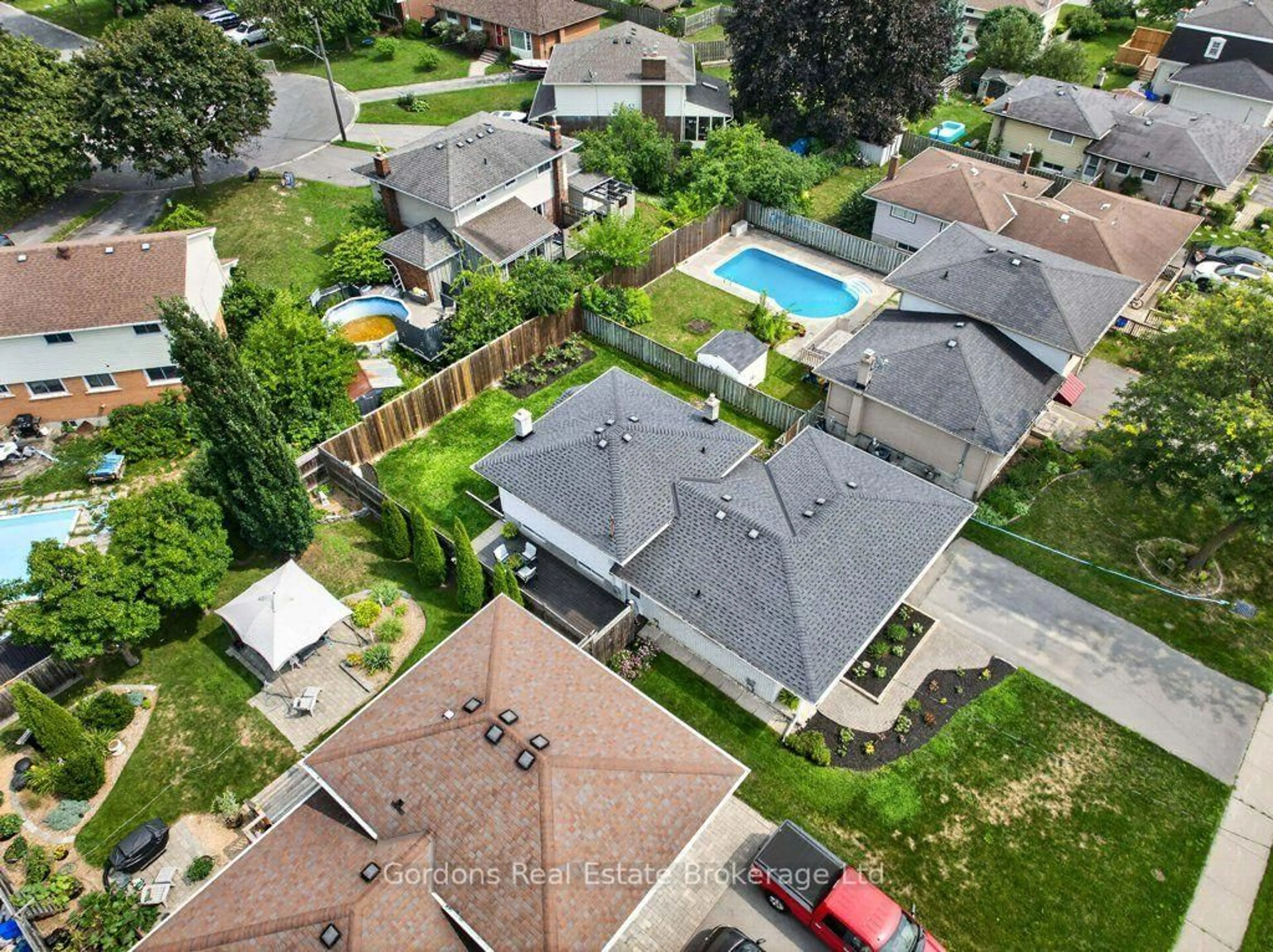 A pic from outside/outdoor area/front of a property/back of a property/a pic from drone, unknown for 253 Haig Rd, Belleville Ontario K8N 4P9