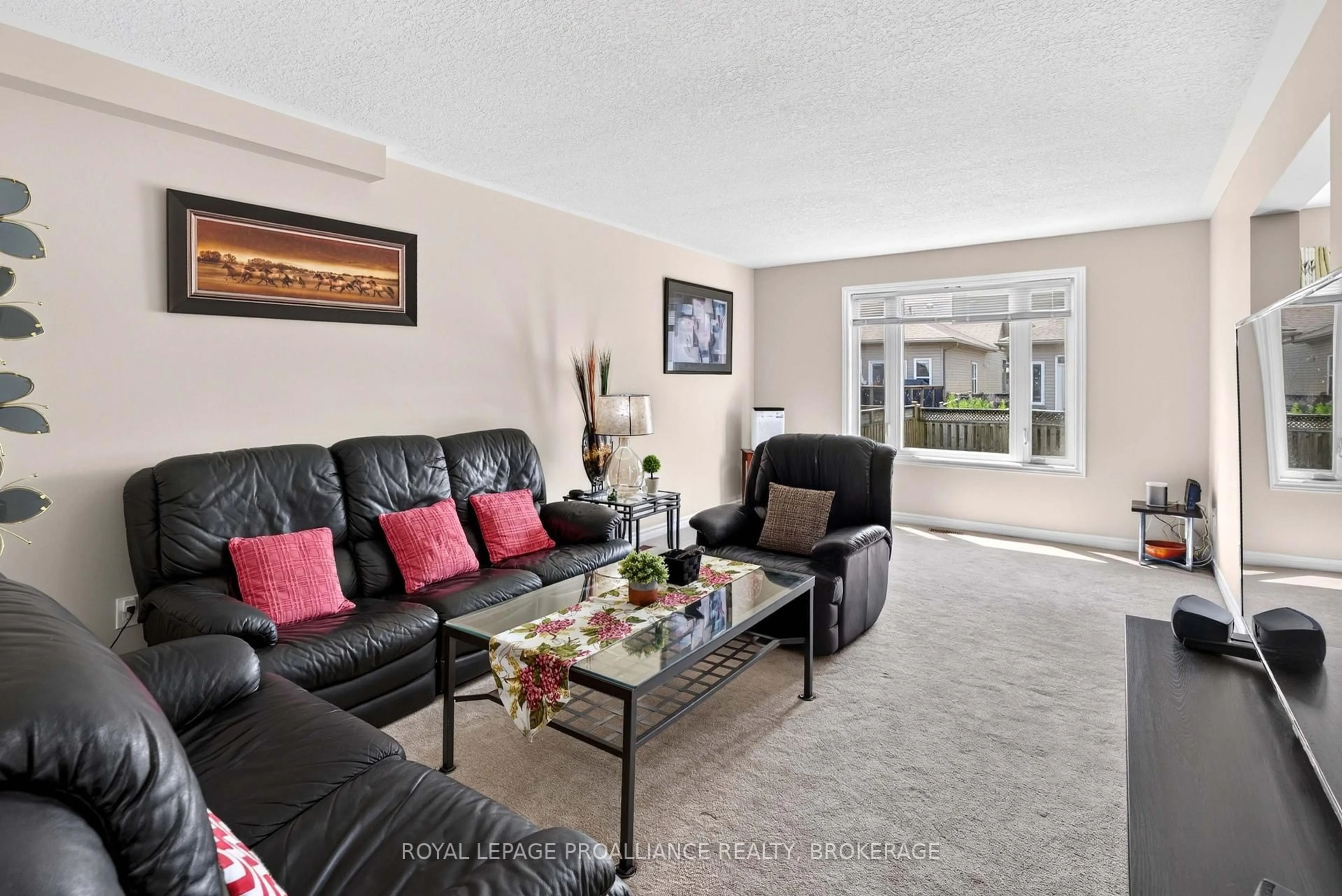 Living room with furniture, unknown for 1447 Hanover Dr, Kingston Ontario K7P 0B5