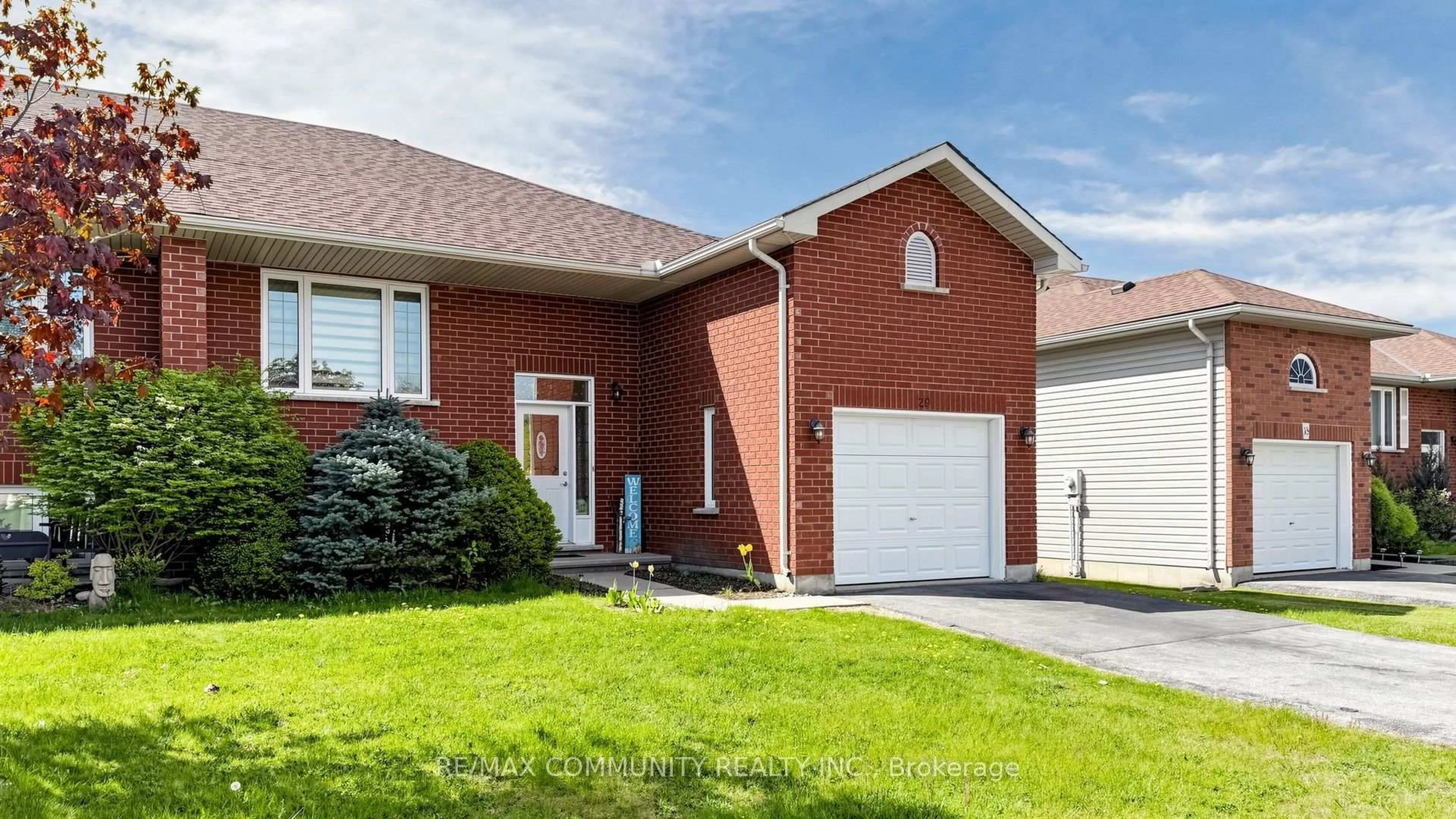 Home with brick exterior material, street for 20 Landon Ave, Norfolk Ontario N3Y 5J8