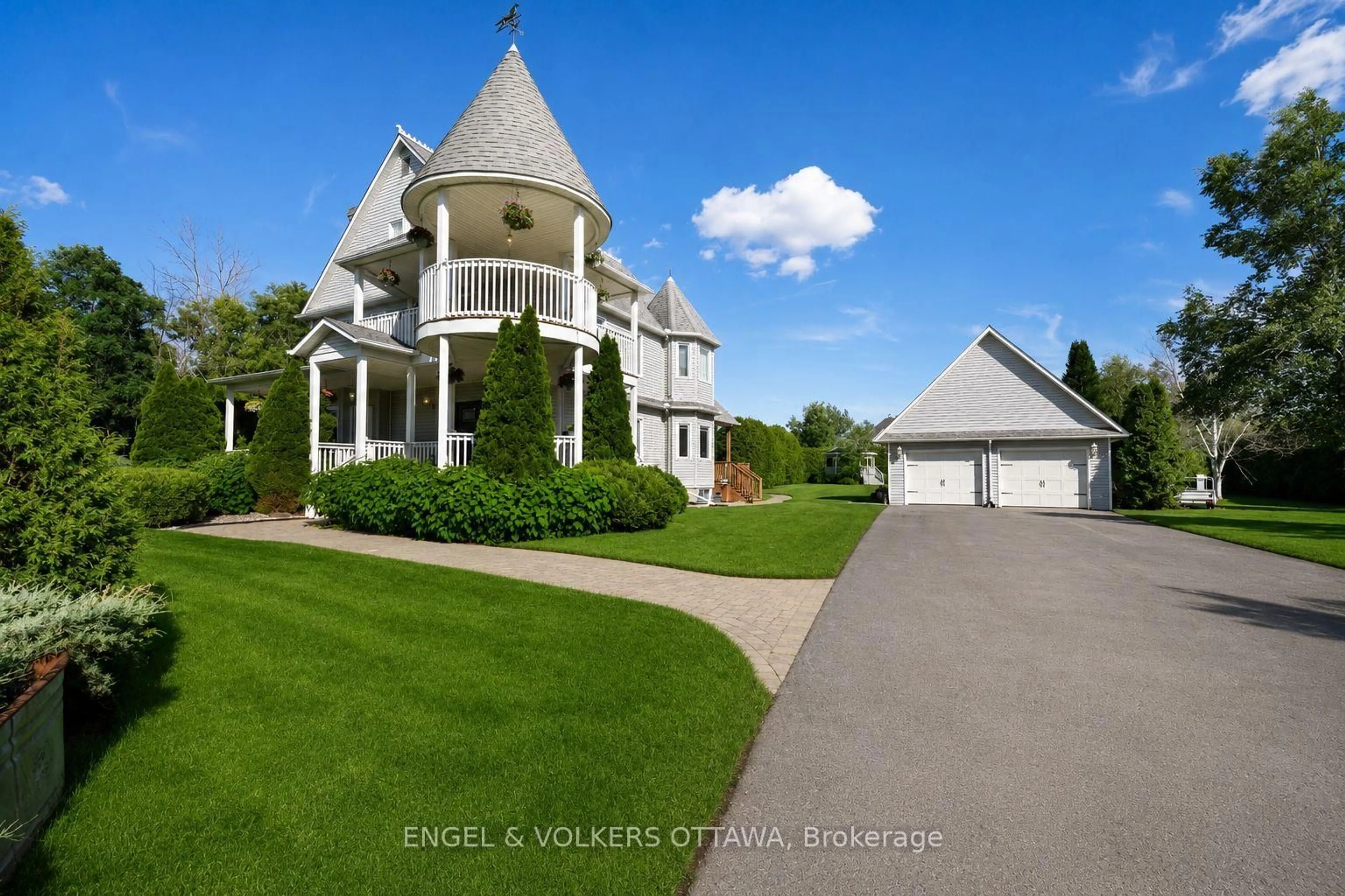 A pic from outside/outdoor area/front of a property/back of a property/a pic from drone, water/lake/river/ocean view for 2410 Concession Rd, North Grenville Ontario K0G 1J0