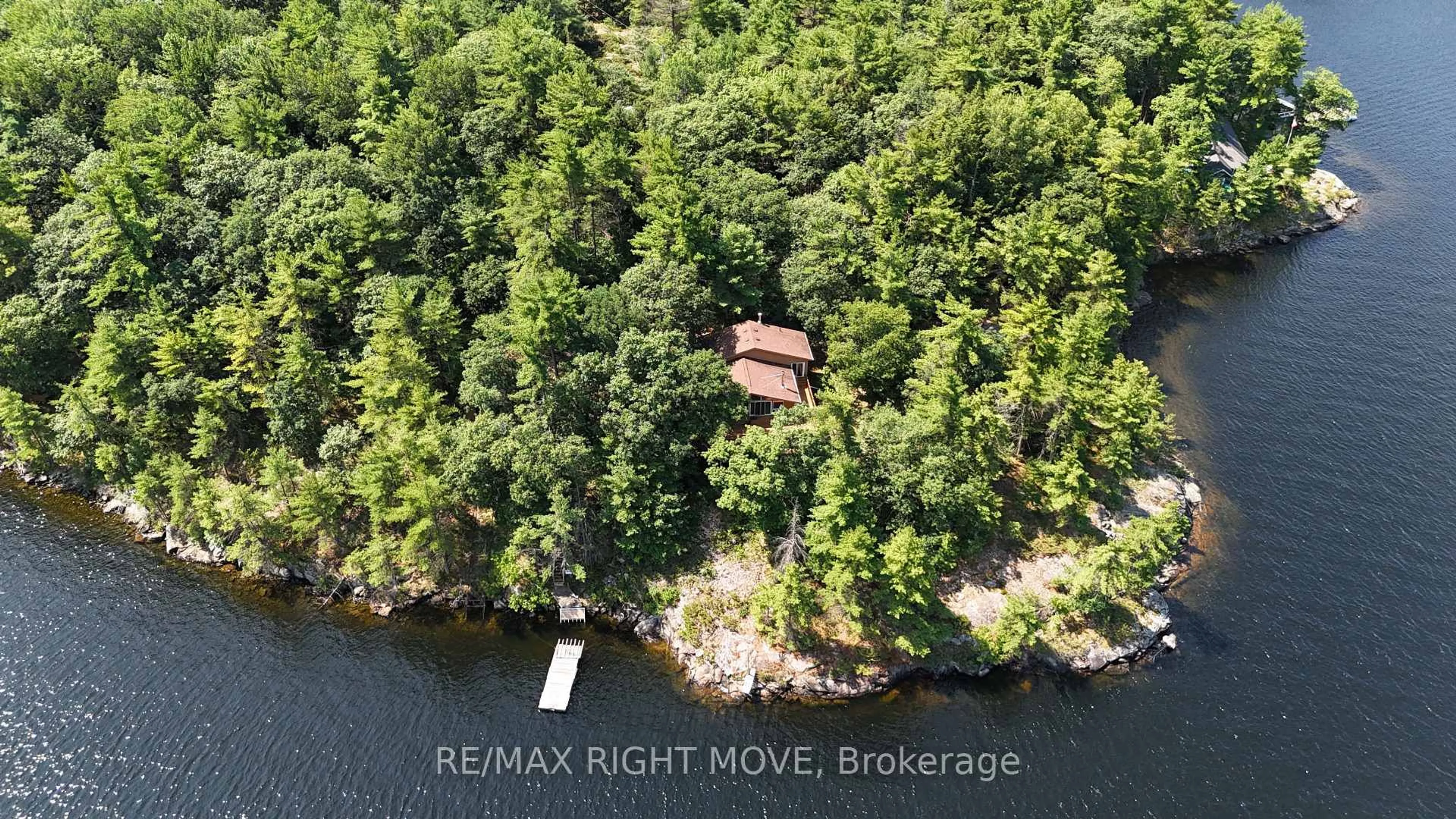 A pic from outside/outdoor area/front of a property/back of a property/a pic from drone, water/lake/river/ocean view for 3140 Island 1810, Georgian Bay Ontario P0E 1E0