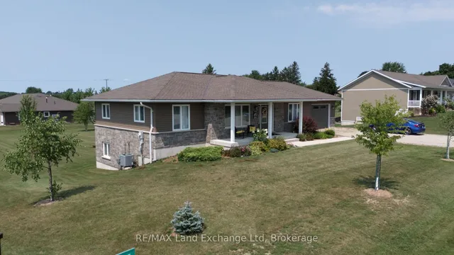 42 John St, Morris Turnberry 2