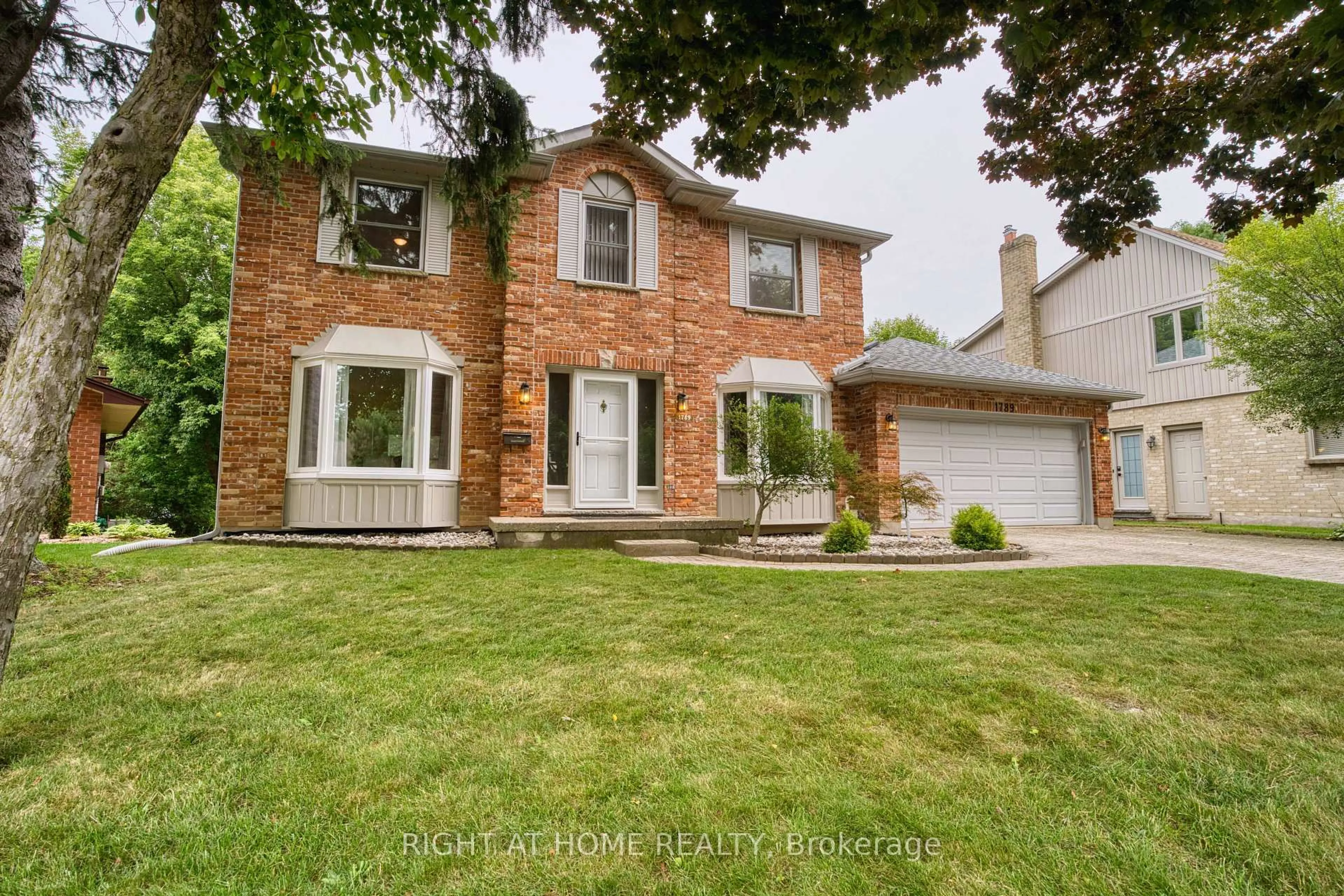 Home with brick exterior material, street for 1789 Phillbrook Crt, London North Ontario N5X 2Z3