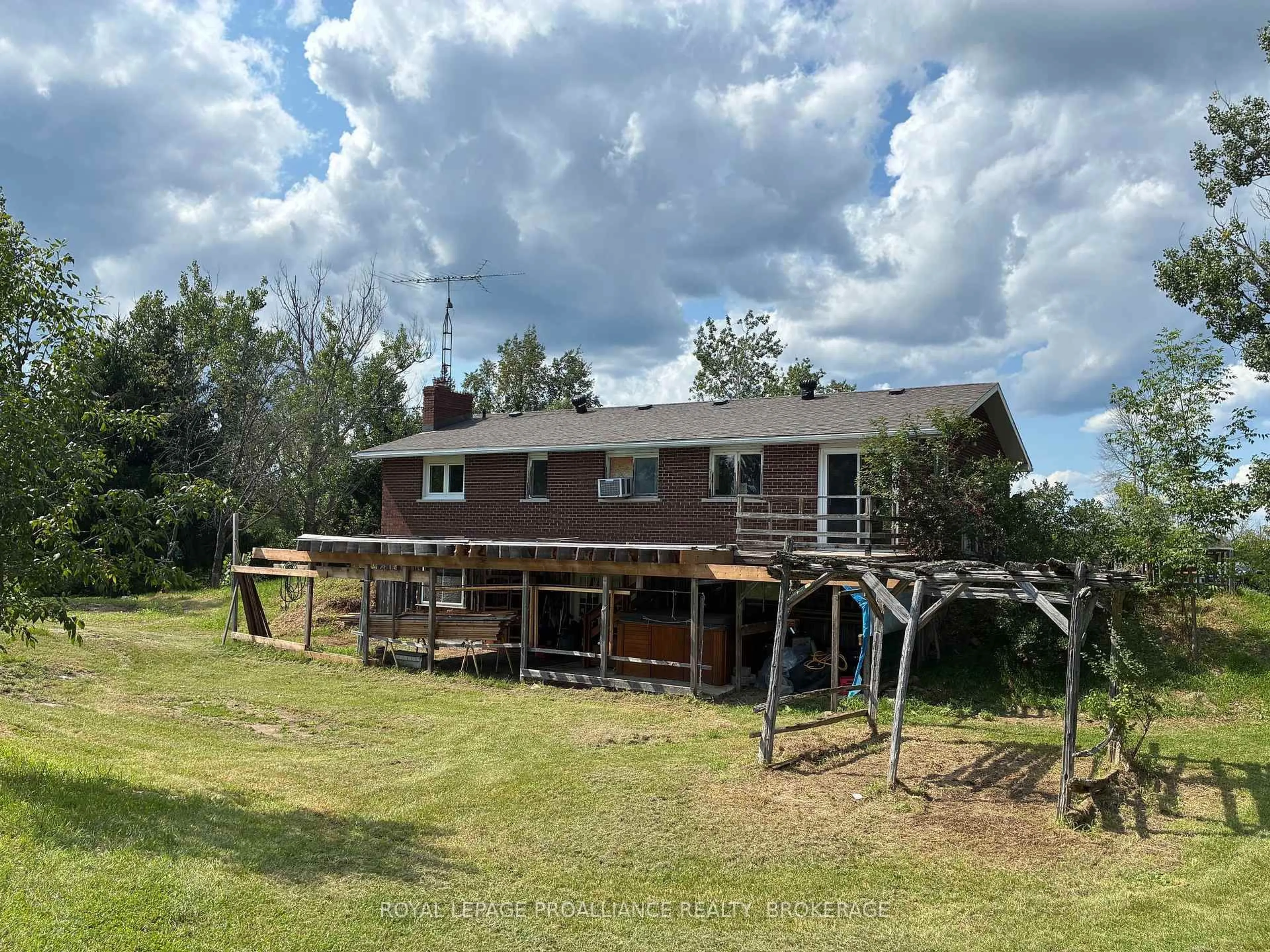 A pic from outside/outdoor area/front of a property/back of a property/a pic from drone, building for 164 Jackson Rd, Kaladar Ontario K0K 1Z0