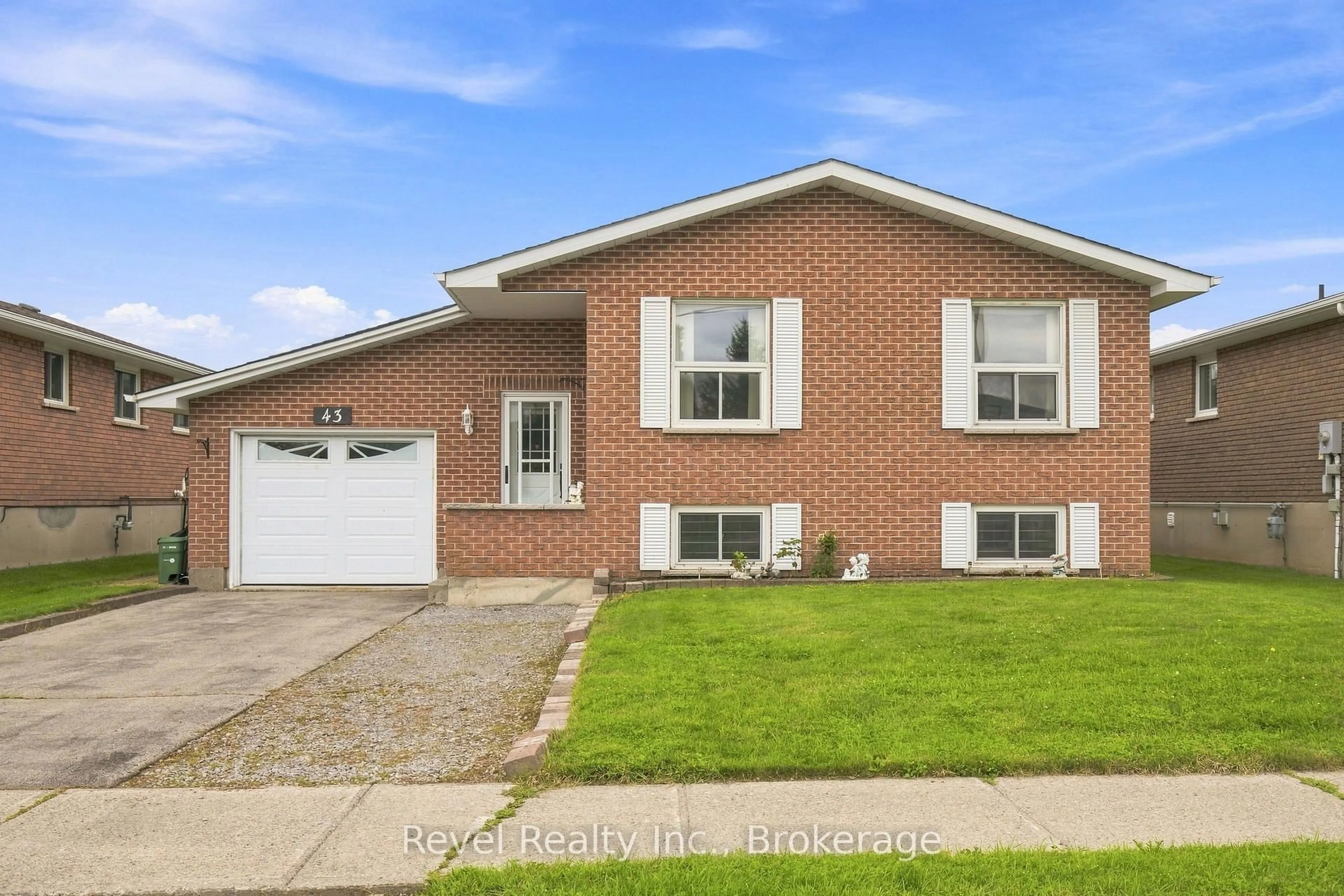 Home with brick exterior material, street for 43 Wilson Ave, Kawartha Lakes Ontario K9V 5S3