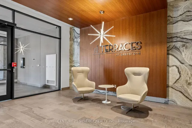 570 De Mazenod Ave #512, Ottawa 2