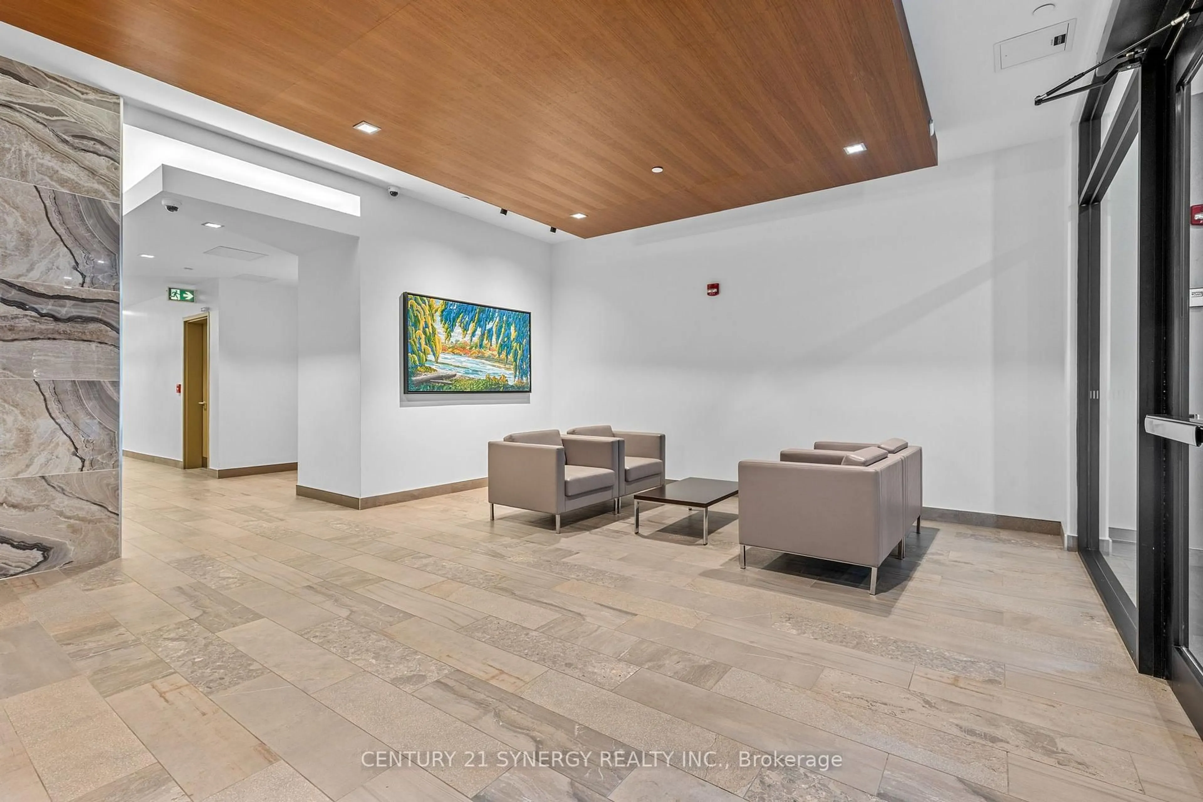 Lobby for 570 De Mazenod Ave #512, Ottawa Ontario K1S 5X2