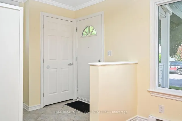 978 Admiral Ave, Ottawa 3
