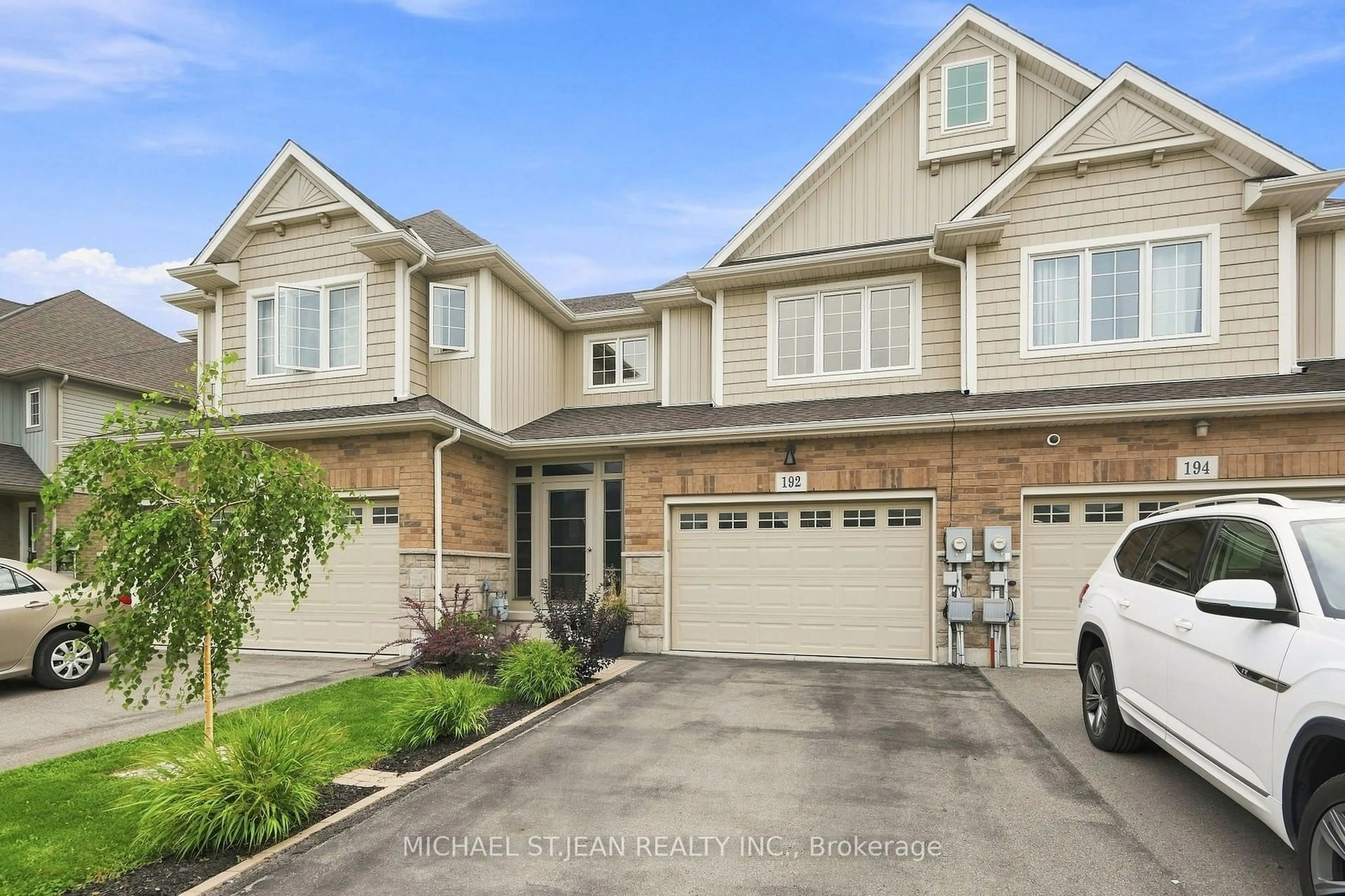 Home with brick exterior material, street for 192 Winterberry Blvd, Thorold Ontario L2V 0C2