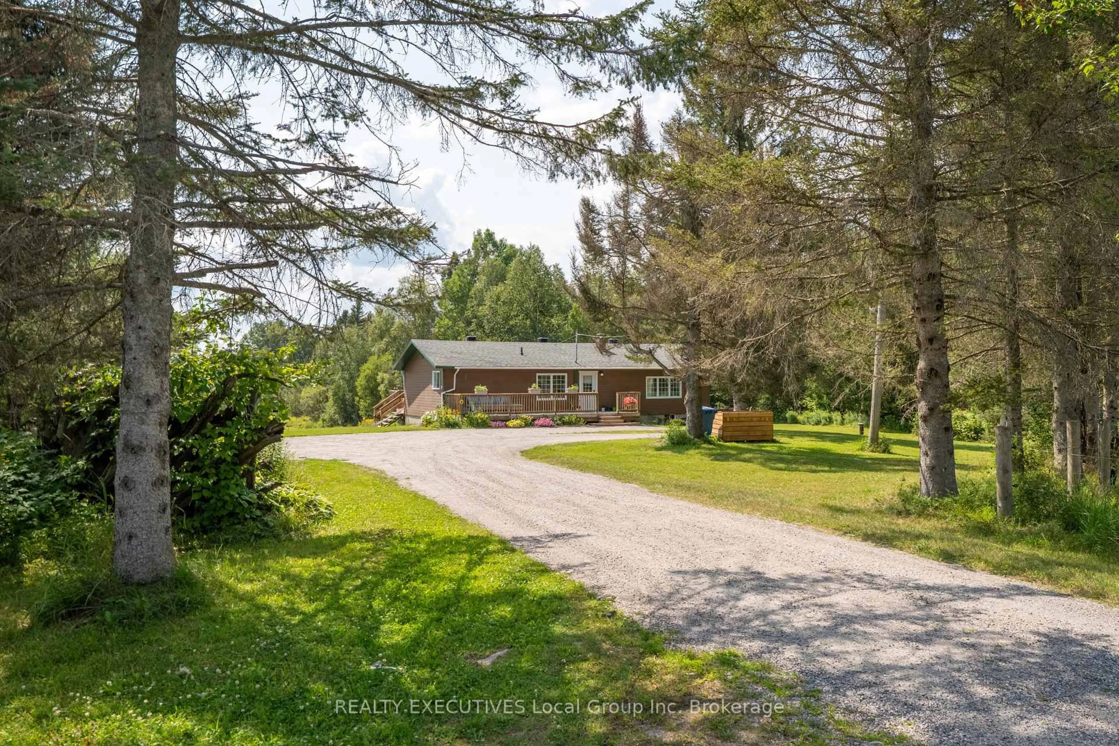 A pic from outside/outdoor area/front of a property/back of a property/a pic from drone, unknown for 575 Golf Course Rd, Chisholm Ontario P0H 1Z0