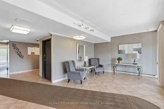 40 Harrisford St #904, Hamilton 5