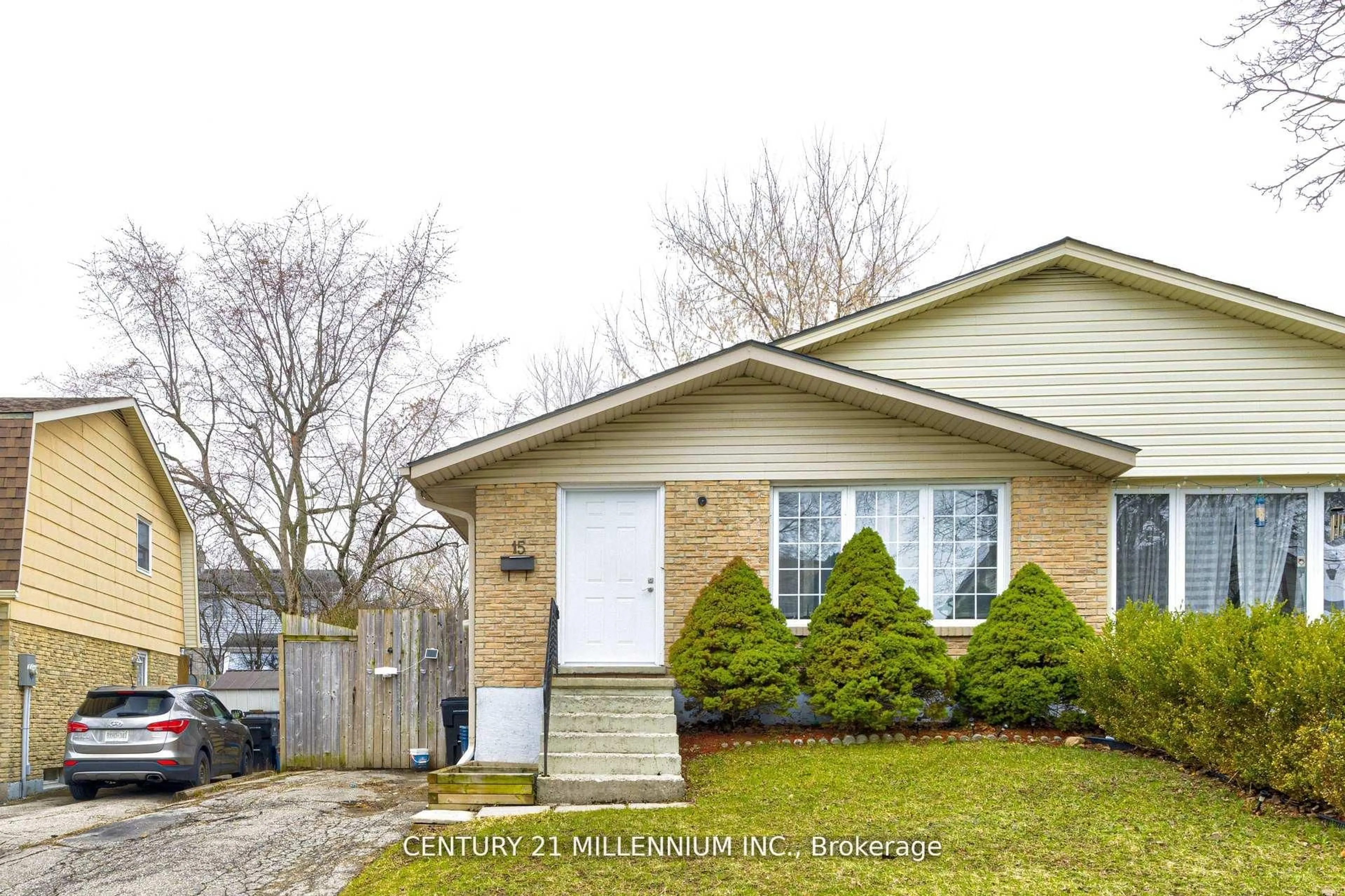 Unknown for 15 Northview Heights Dr, Cambridge Ontario N1R 6Z9