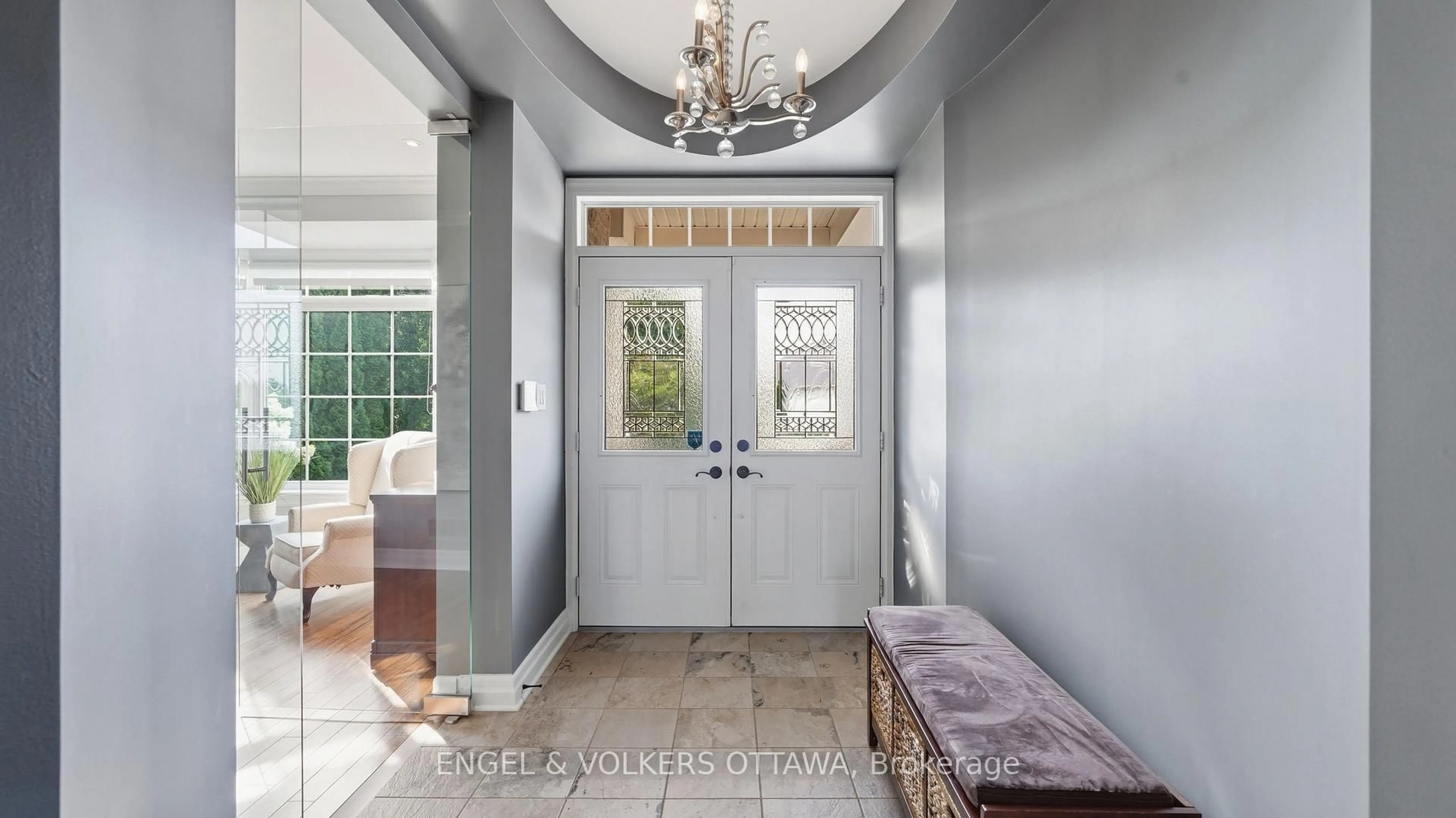 Indoor entryway for 191 Cheyenne Way, Ottawa Ontario K2J 5S6