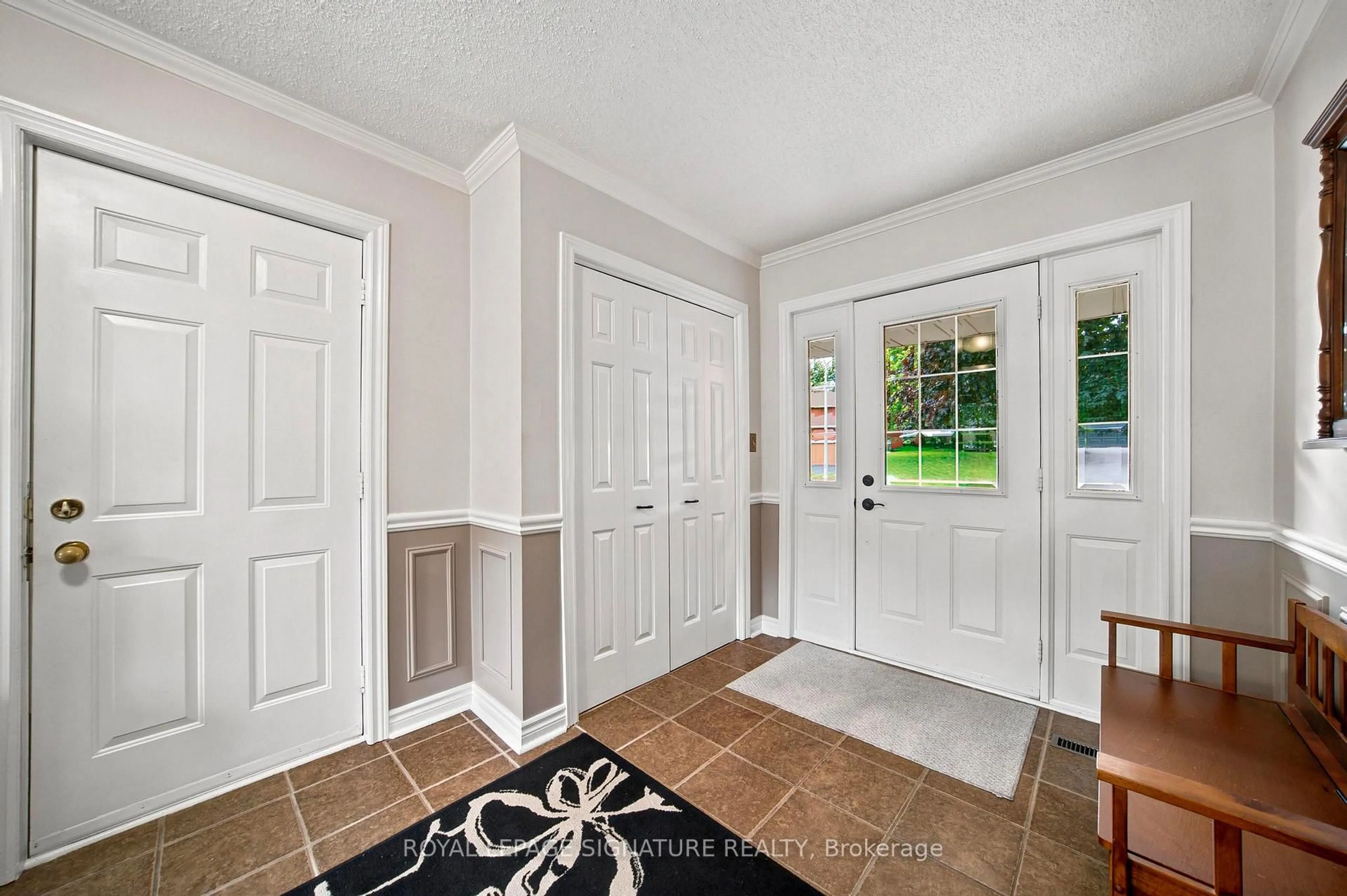 Indoor entryway for 30 Andrew St, Brant Ontario N0E 1N0