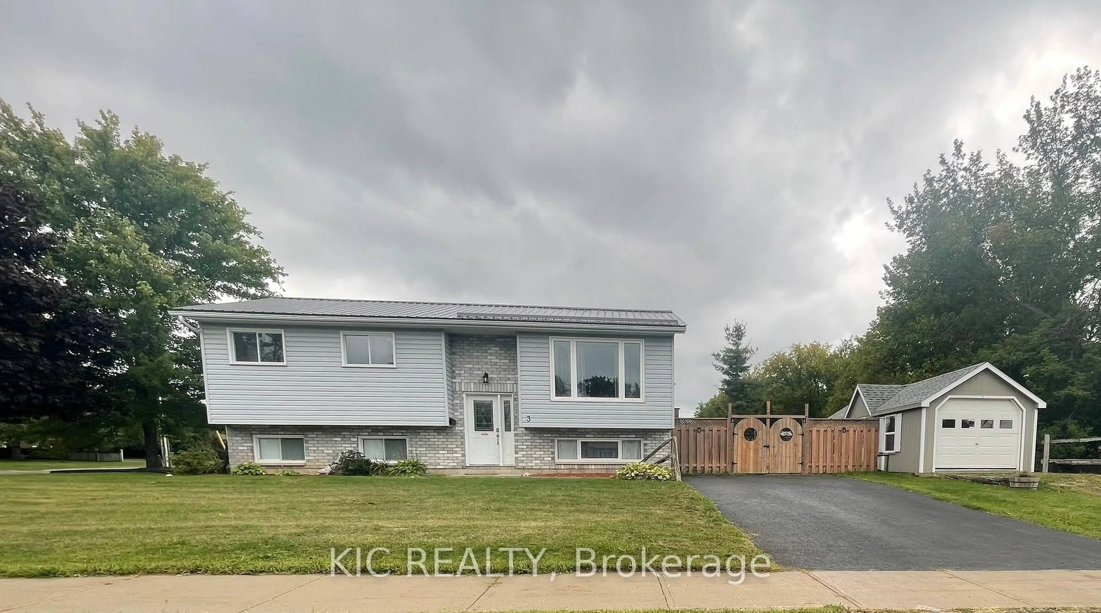 Home with vinyl exterior material, street for 3 Creekside Dr, Stirling Ontario K0K 3E0