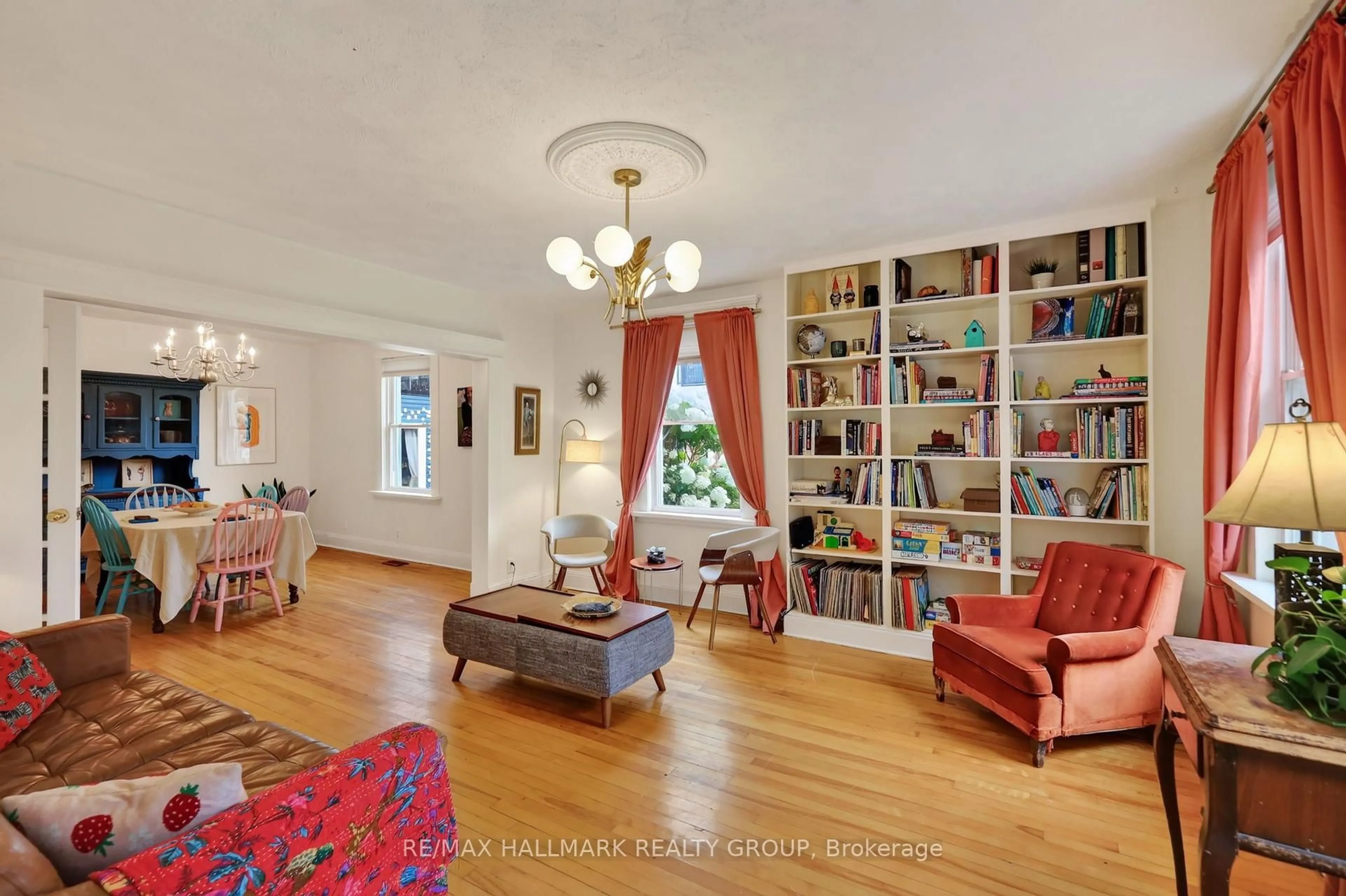 Living room with furniture, unknown for 664 Center St, Ottawa Ontario K1K 2N9