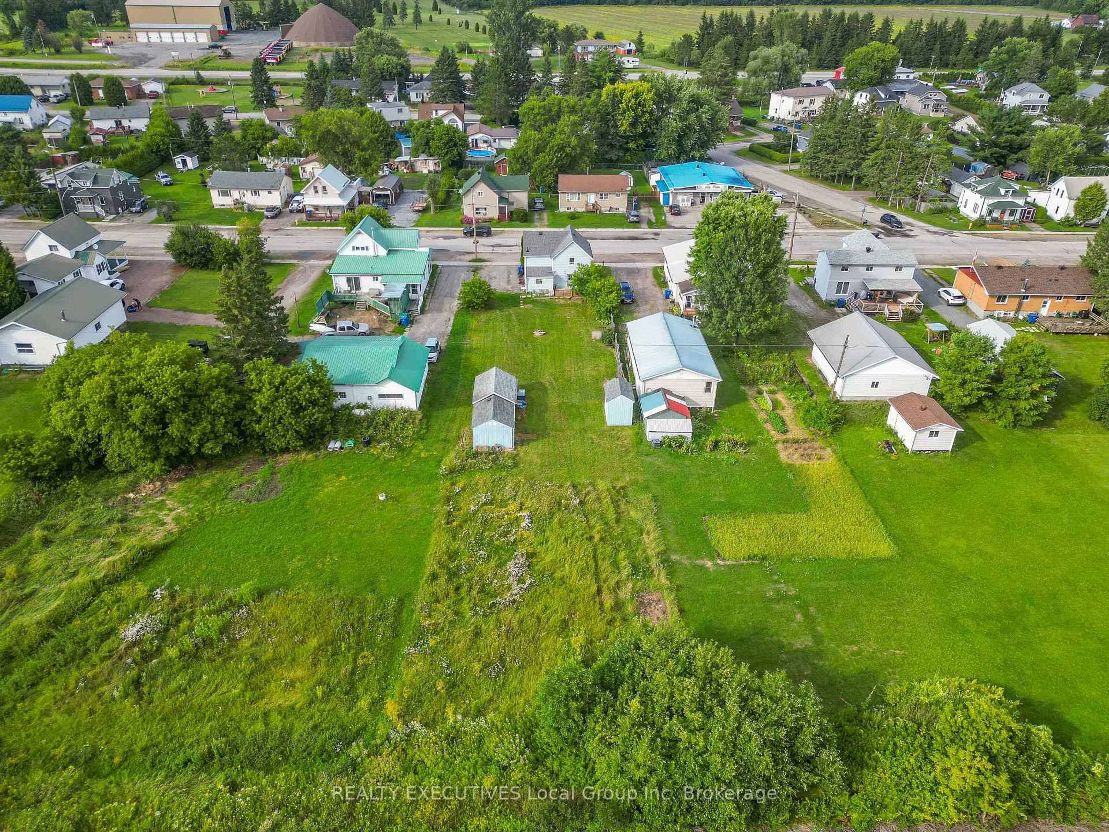 A pic from outside/outdoor area/front of a property/back of a property/a pic from drone, unknown for 44 Principal St, West Nipissing Ontario P0H 2M0