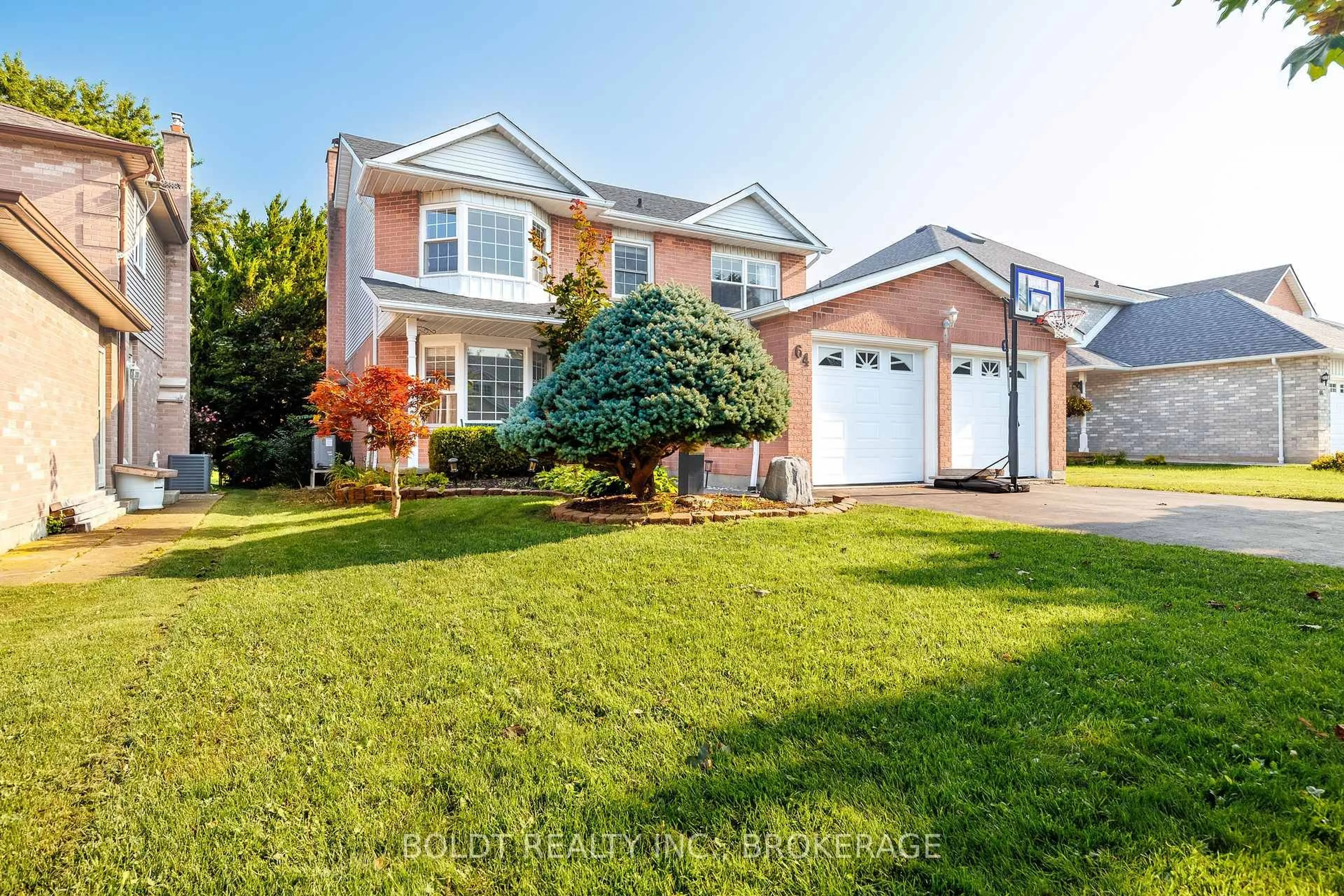 Unknown for 64 Carmine Cres, St. Catharines Ontario L2S 3M2