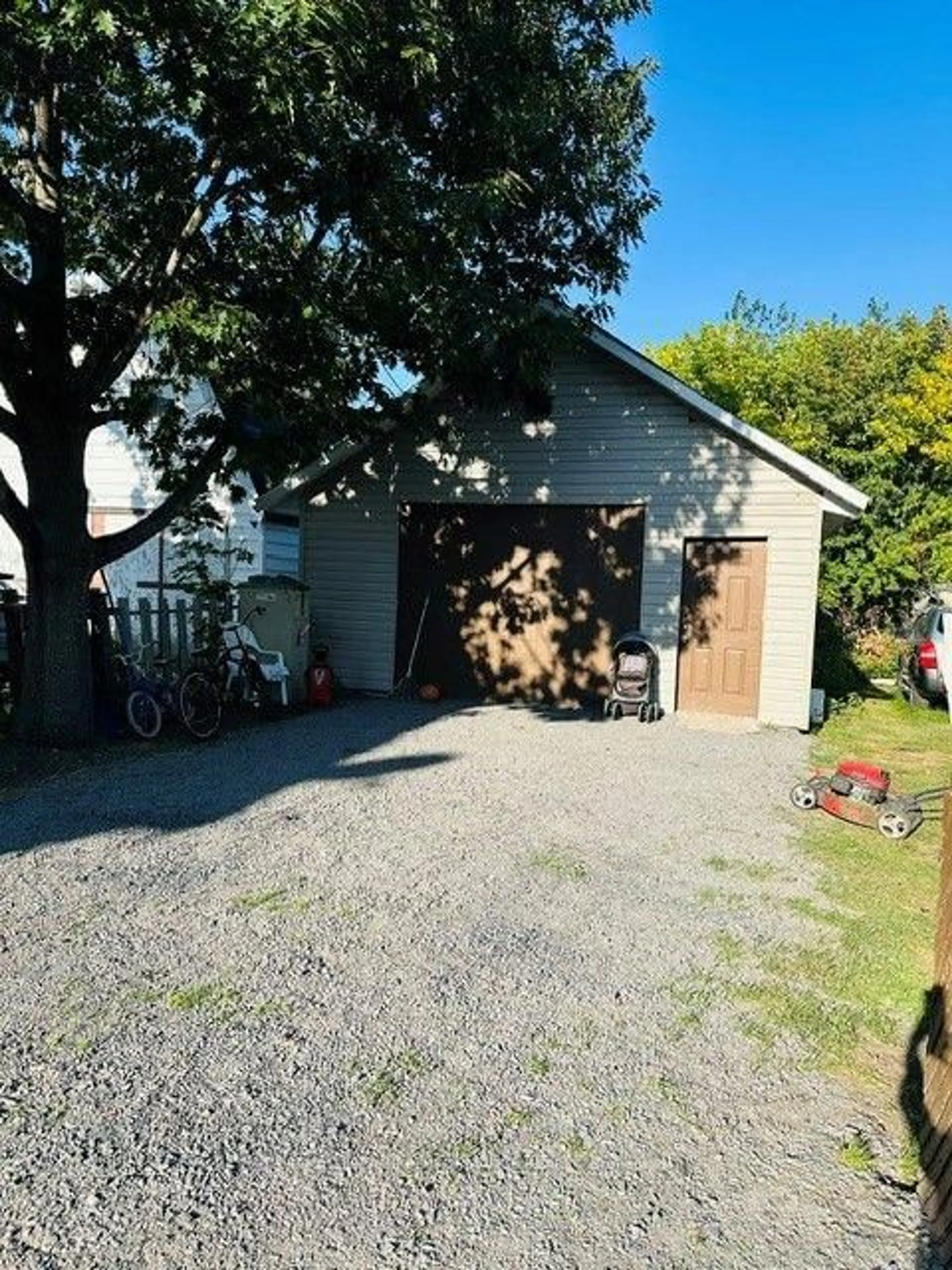 A pic from outside/outdoor area/front of a property/back of a property/a pic from drone, street for 221 St Felix St #221-221A, Cornwall Ontario K6H 5A4