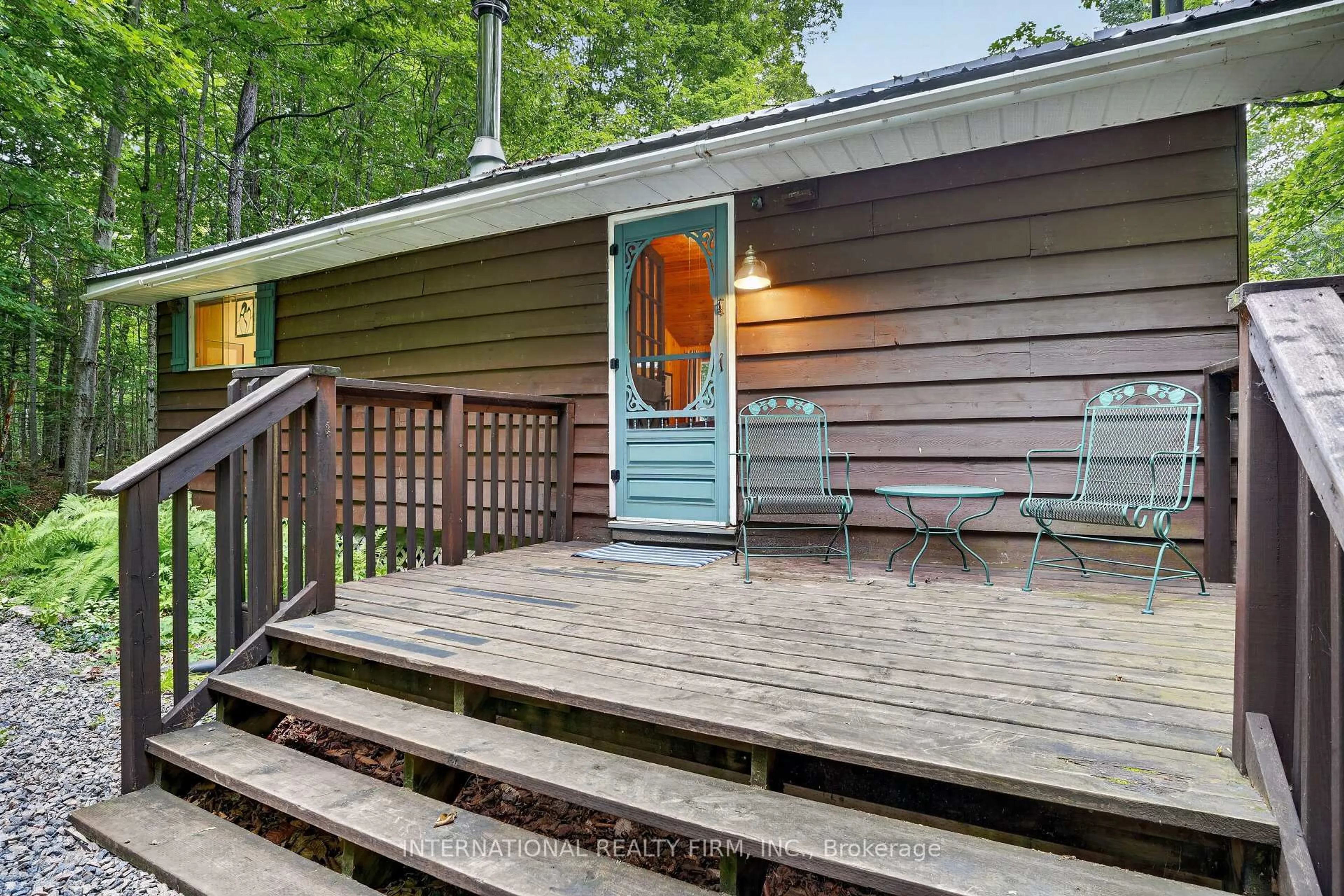 Patio, unknown for 1040 Larix Lane, Dysart et al Ontario K0L 1M1
