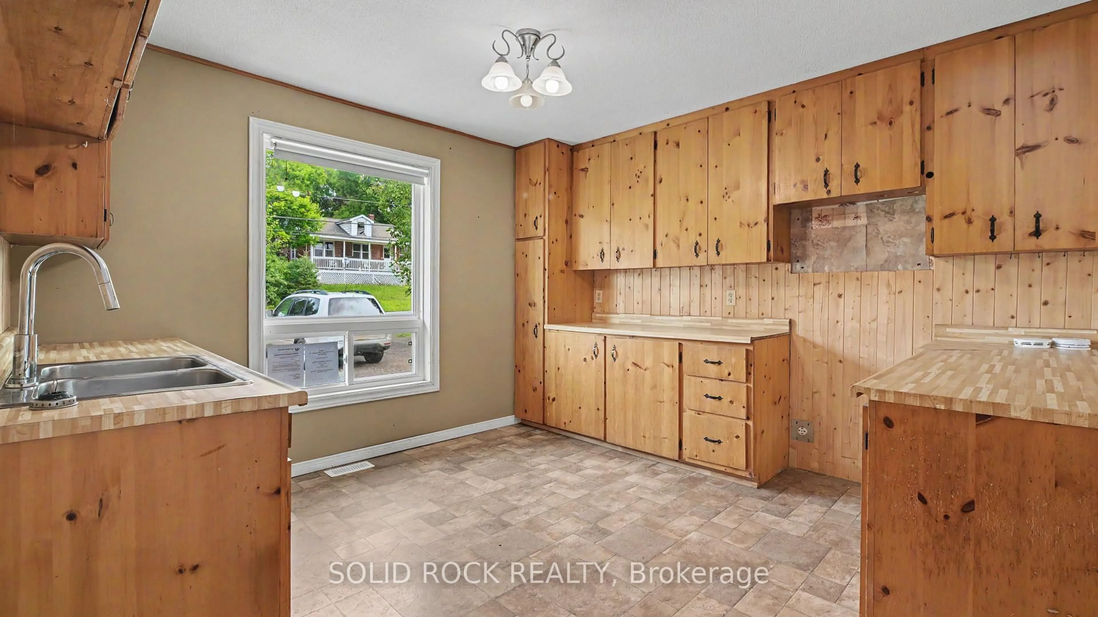 Unknown for 1372 VILLAGE Rd, East Ferris Ontario P0H 1B0