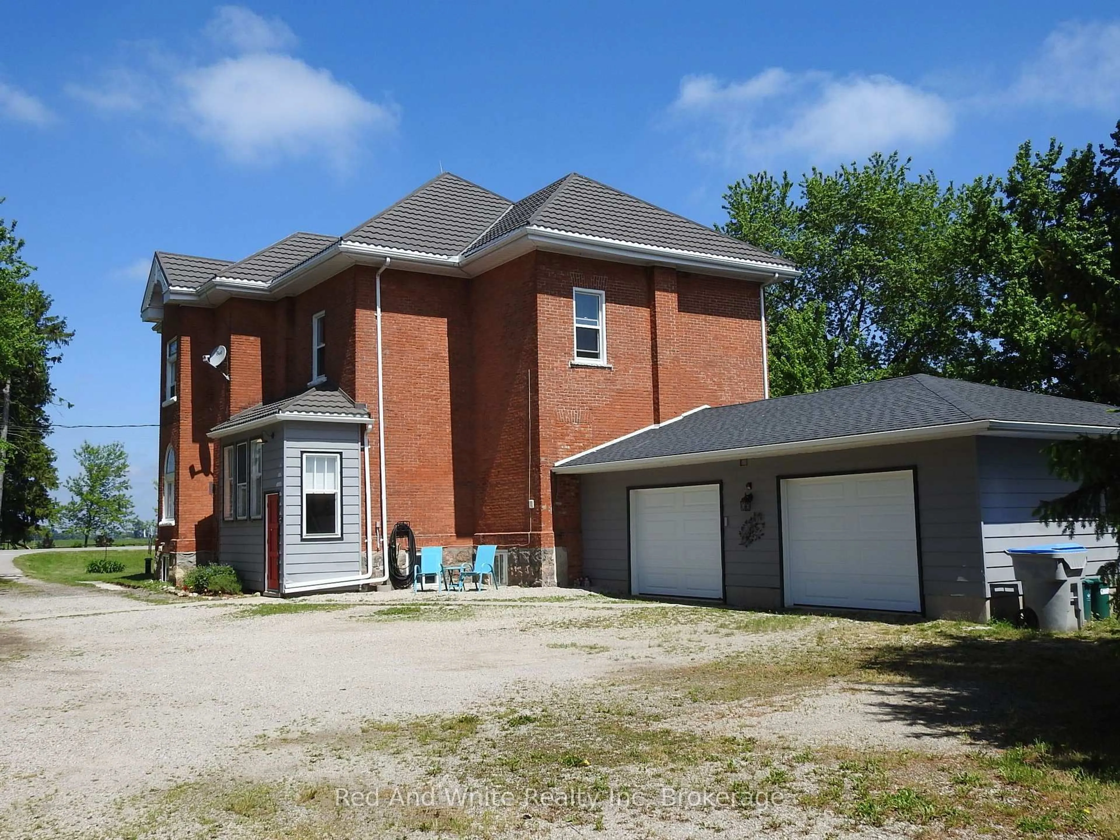 Home with brick exterior material, building for 5105 Rd 164 Rd, West Perth Ontario N0K 1N0