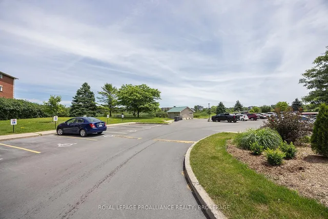 580 Armstrong Rd #201, Kingston 4
