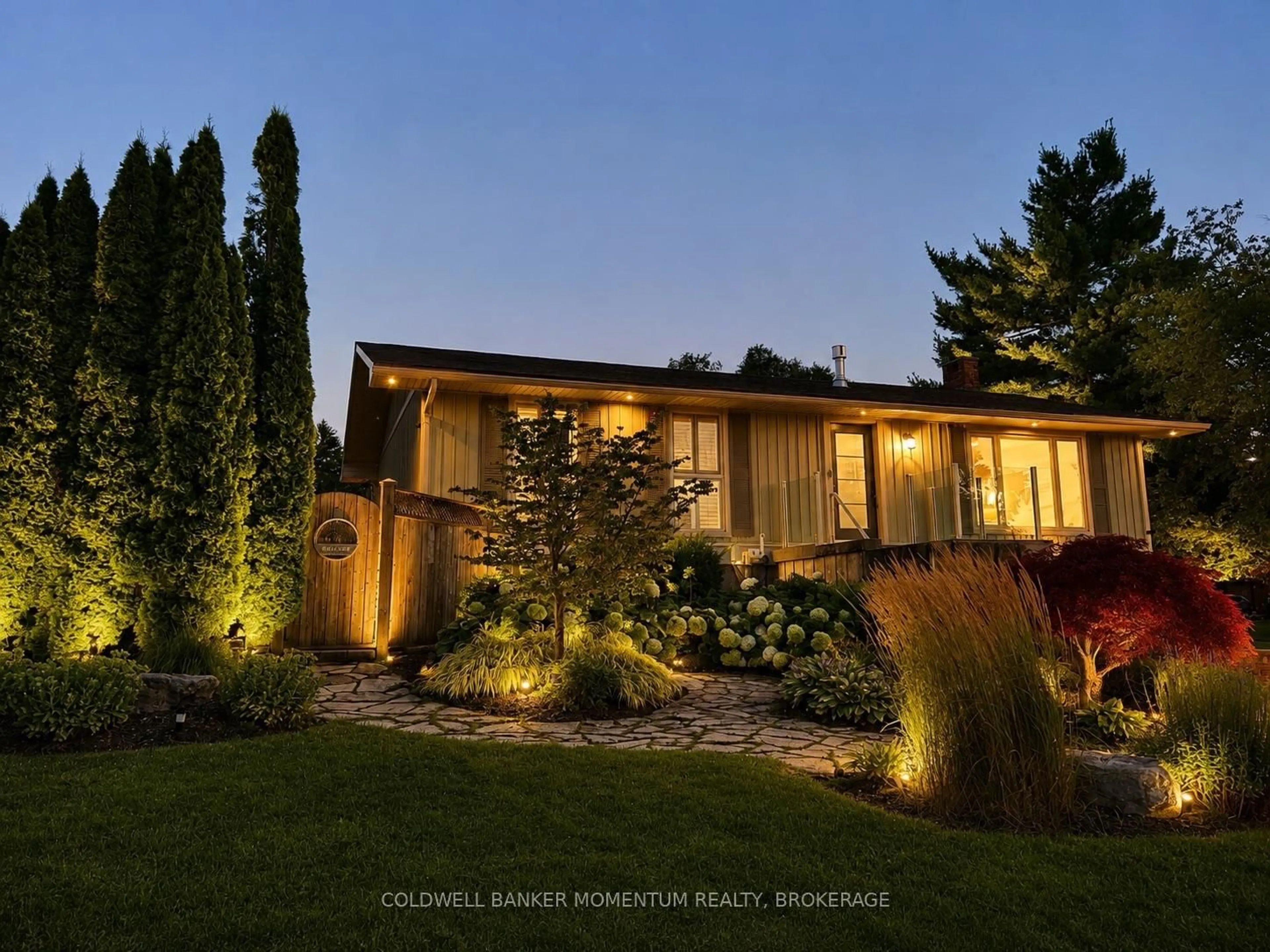 Unknown for 15 The Cedars, St. Catharines Ontario L2M 6M7