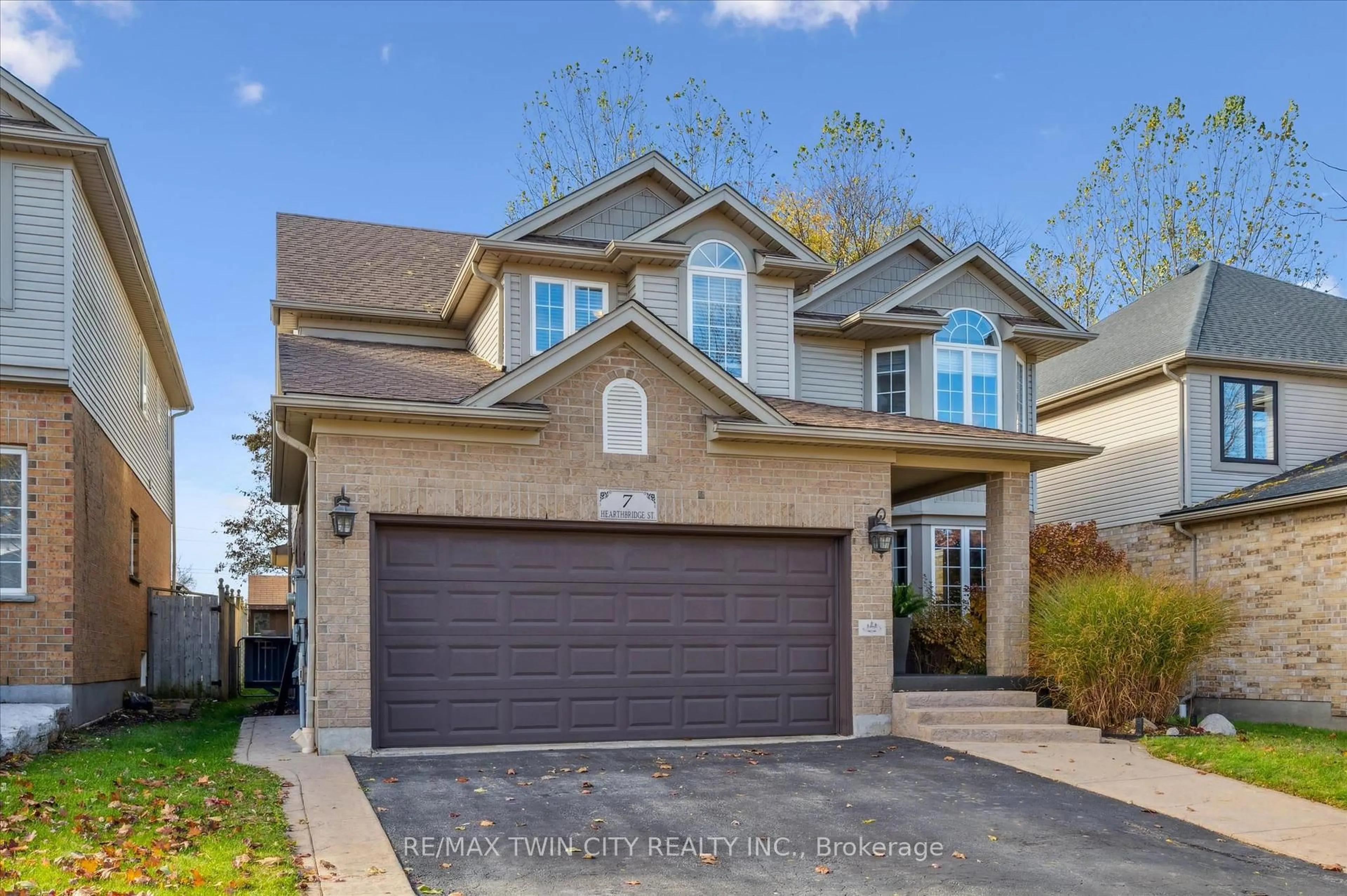 Home with brick exterior material, street for 7 Hearthbridge St, Kitchener Ontario N2R 1L5