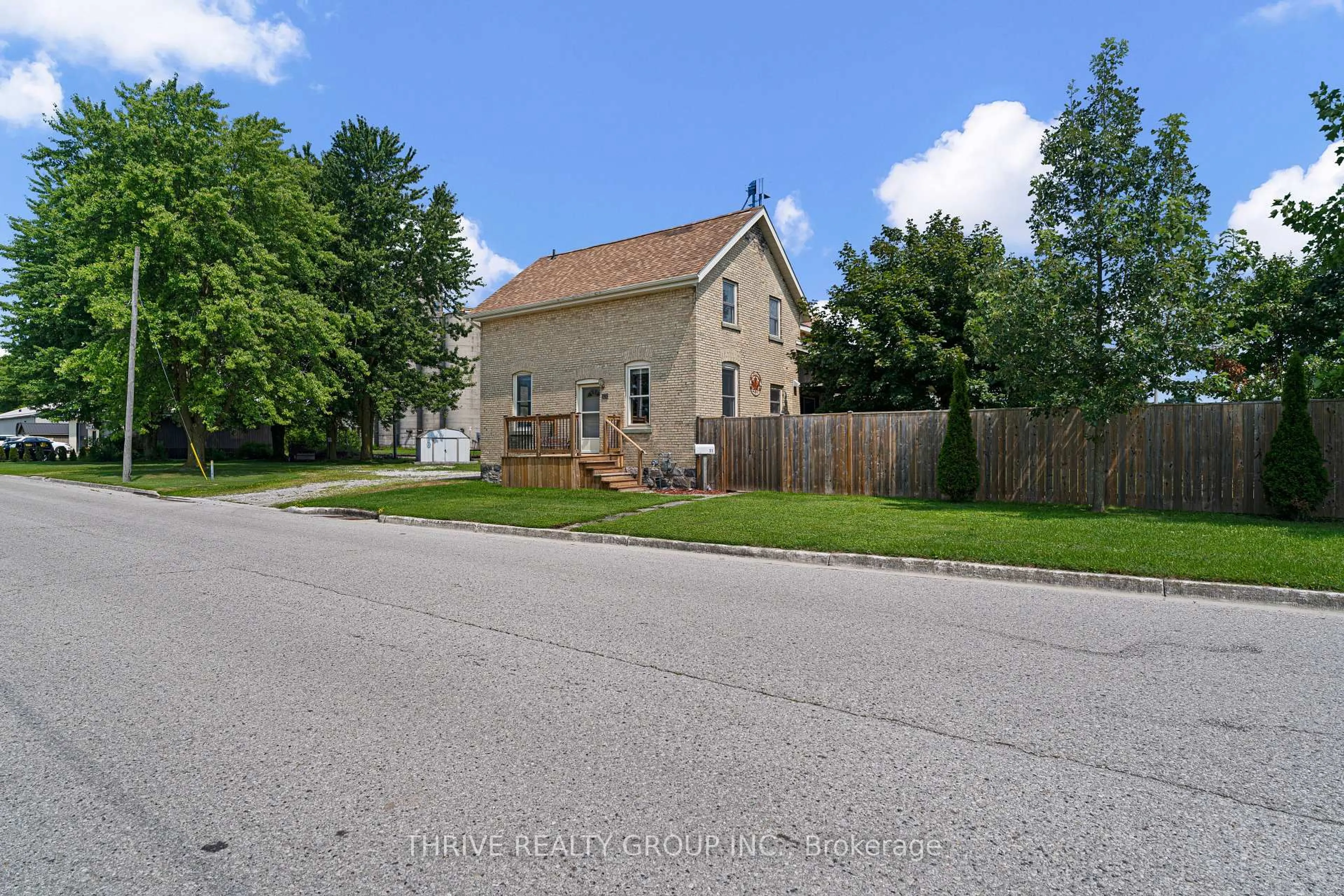 A pic from outside/outdoor area/front of a property/back of a property/a pic from drone, street for 71 Brock St, Bluewater Ontario N0M 1X0