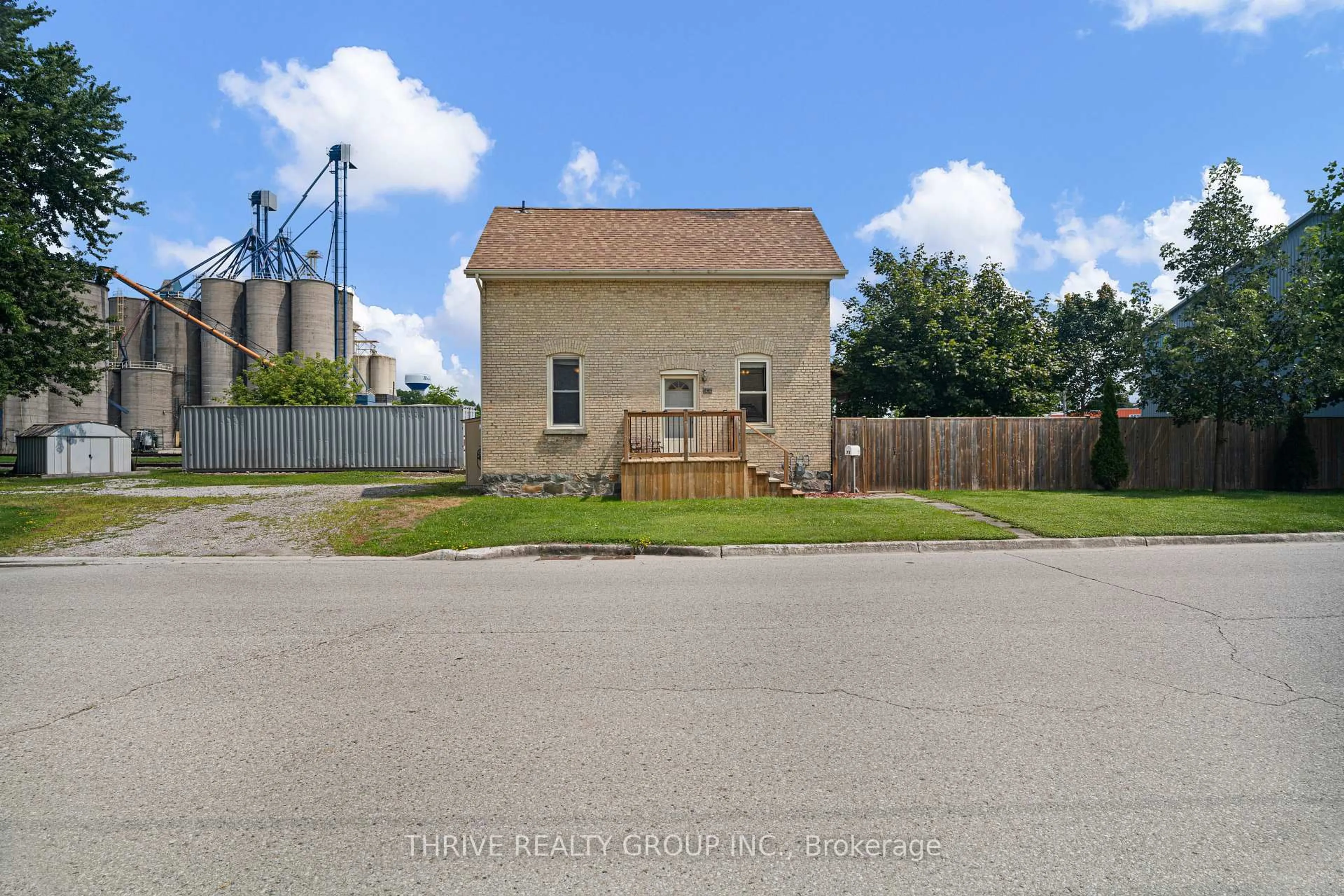 A pic from outside/outdoor area/front of a property/back of a property/a pic from drone, street for 71 Brock St, Bluewater Ontario N0M 1X0
