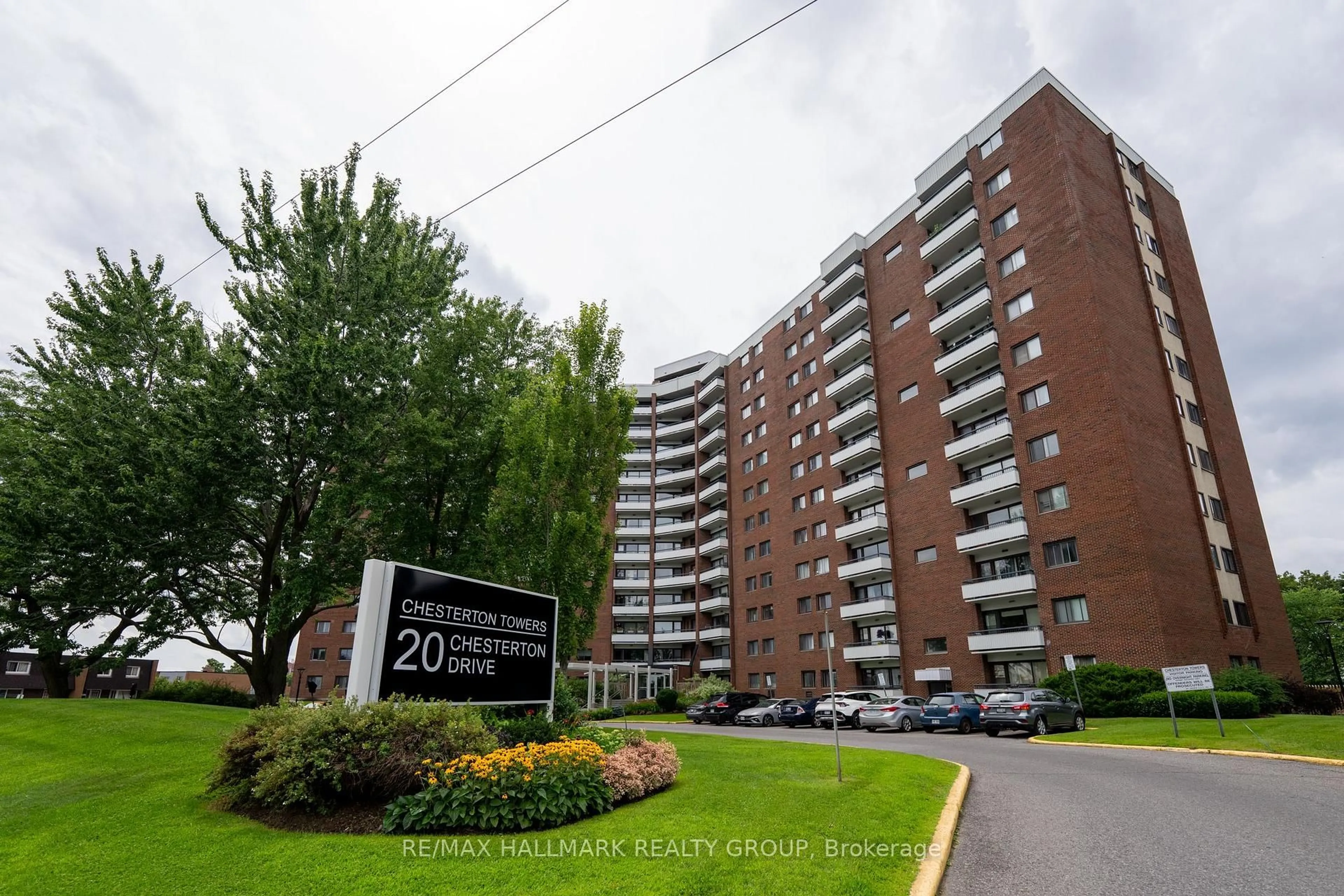 Unknown for 20 Chesterton Dr #906, Ottawa Ontario K2E 6Z7