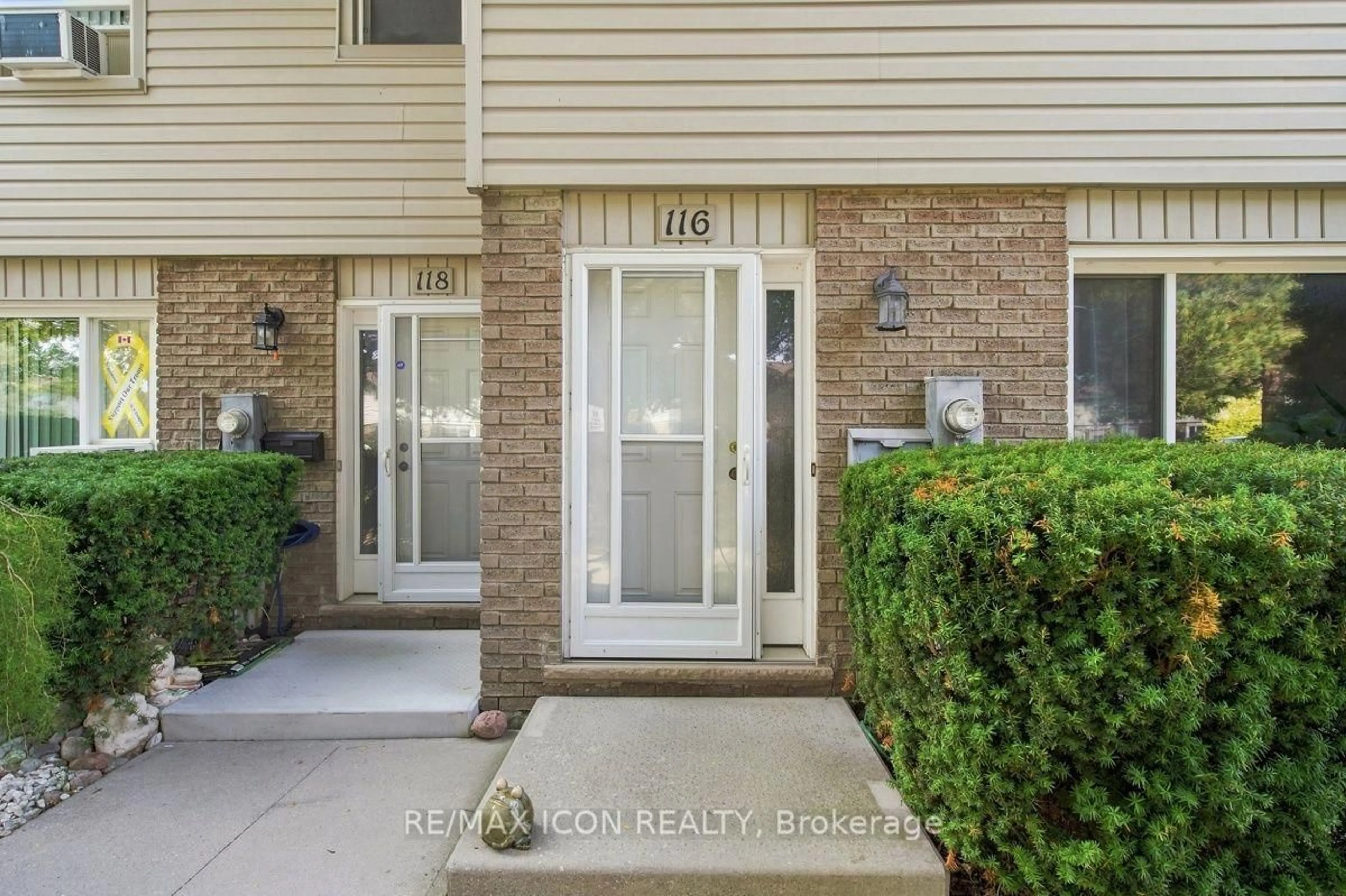 Indoor entryway for 690 Little Grey St #116, London East Ontario N5Z 4M9
