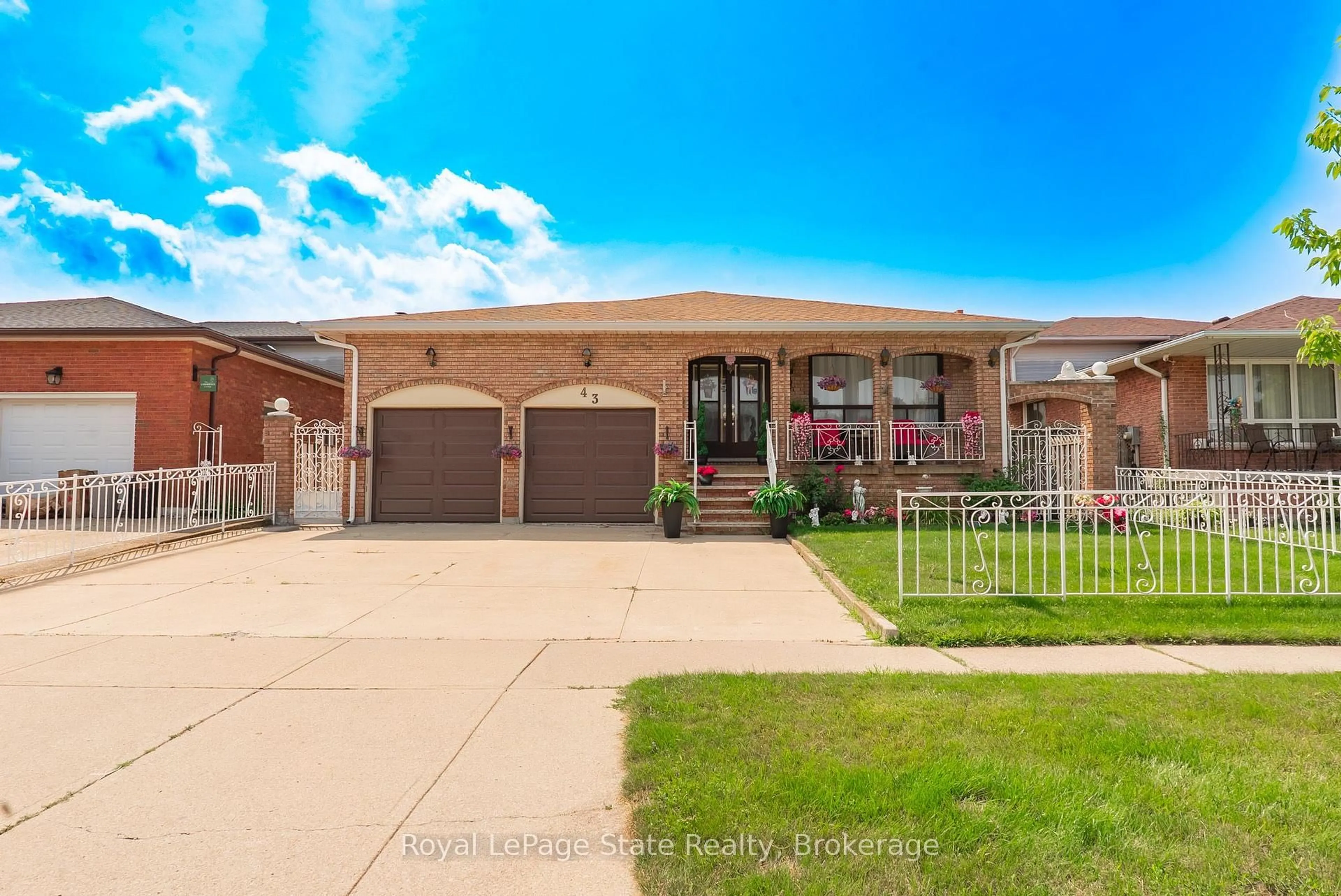 Unknown for 43 Henley Dr, Hamilton Ontario L8E 3T1