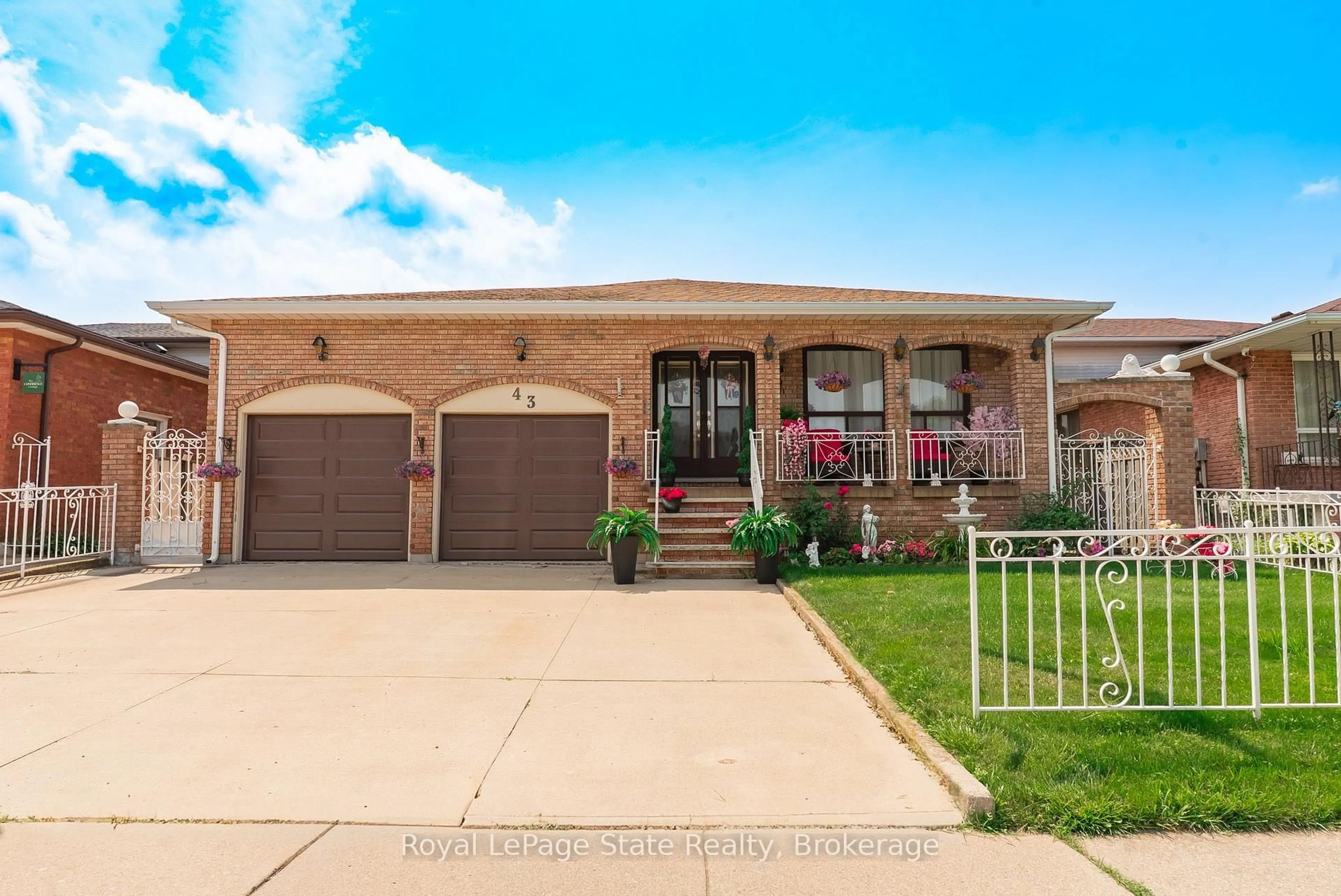 Home with brick exterior material, street for 43 Henley Dr, Hamilton Ontario L8E 3T1