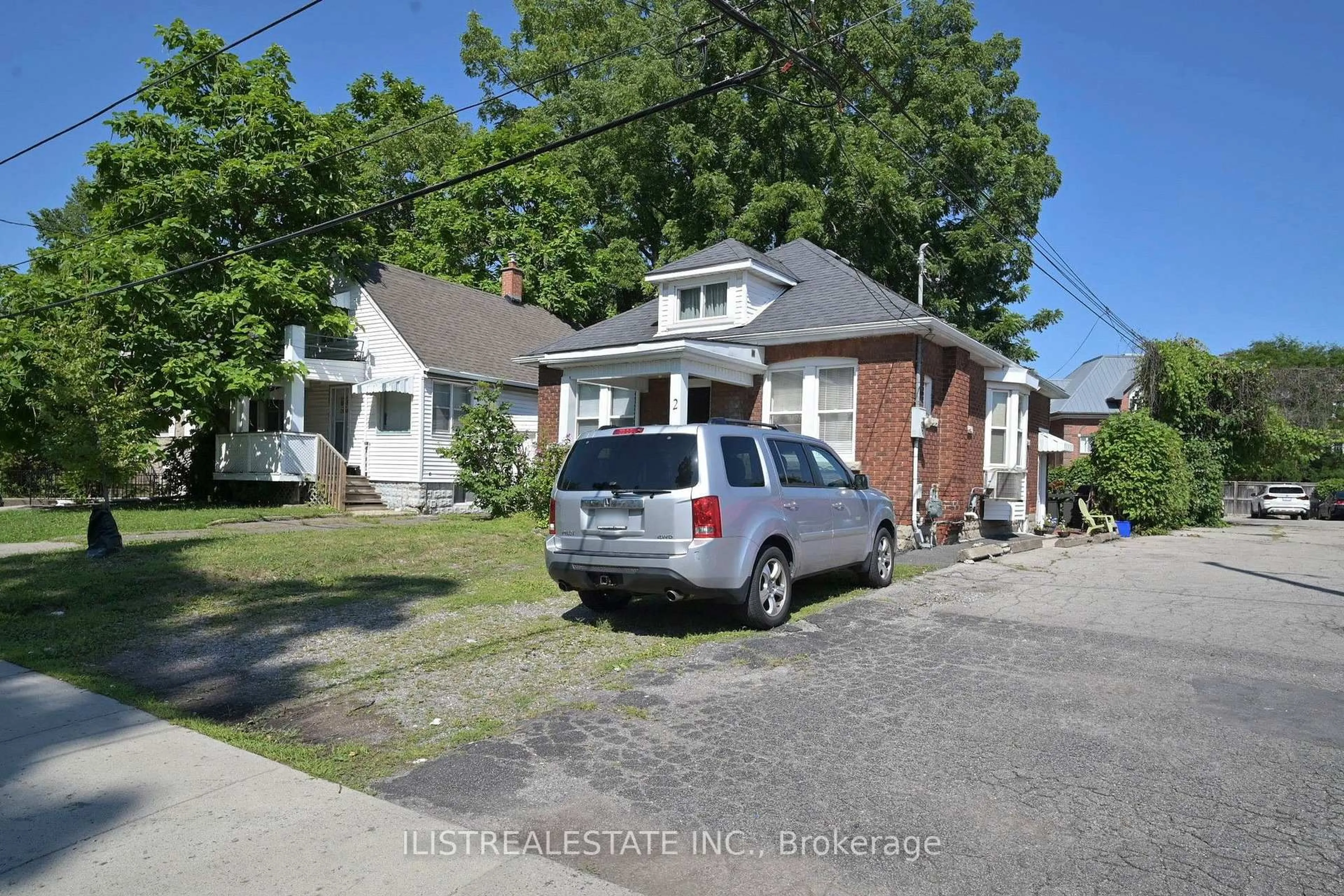 Unknown for 2 Norfolk St, Hamilton Ontario L8S 3K1