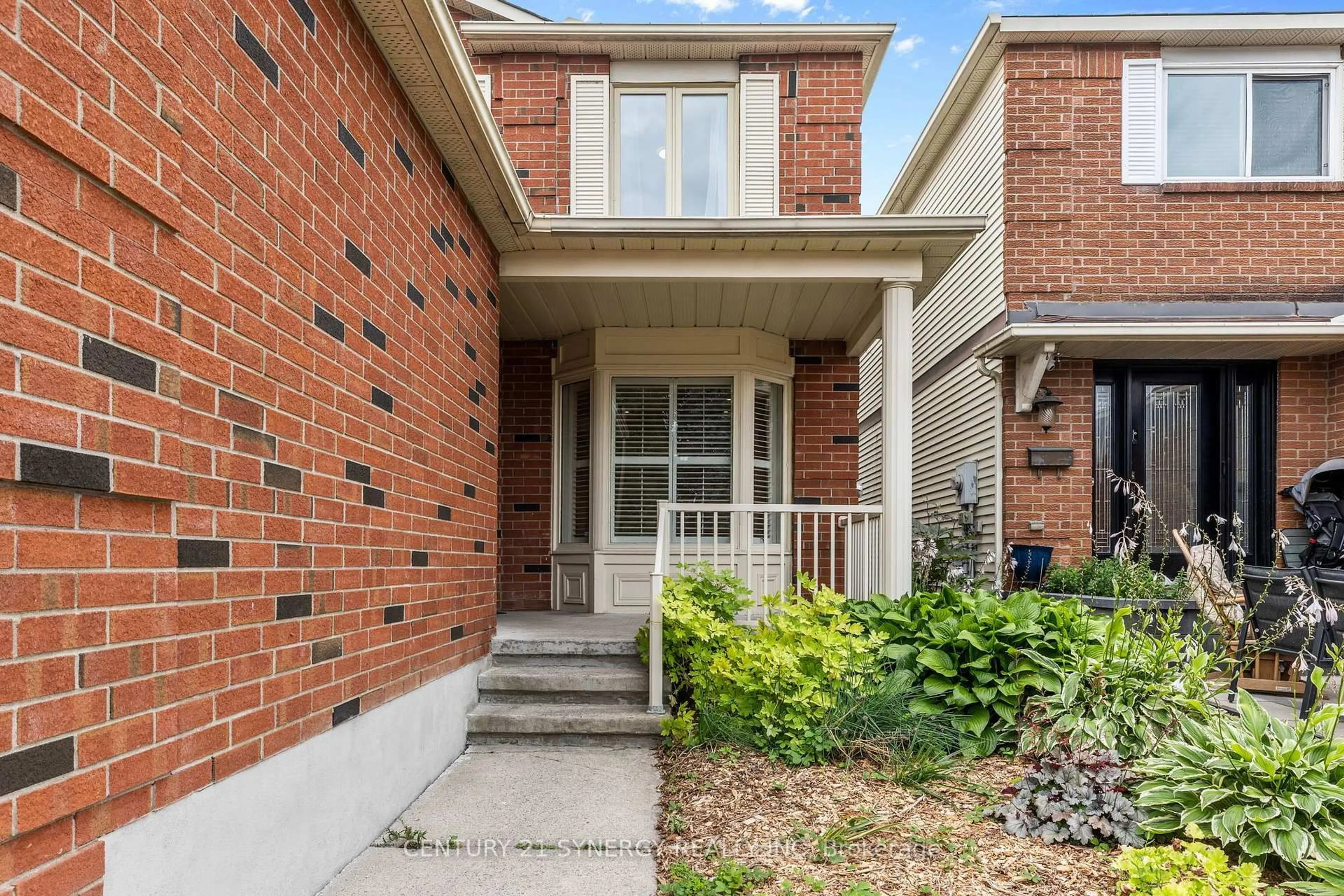 Home with brick exterior material, street for 1449 Laurin Cres, Orleans Ontario K1E 3H3