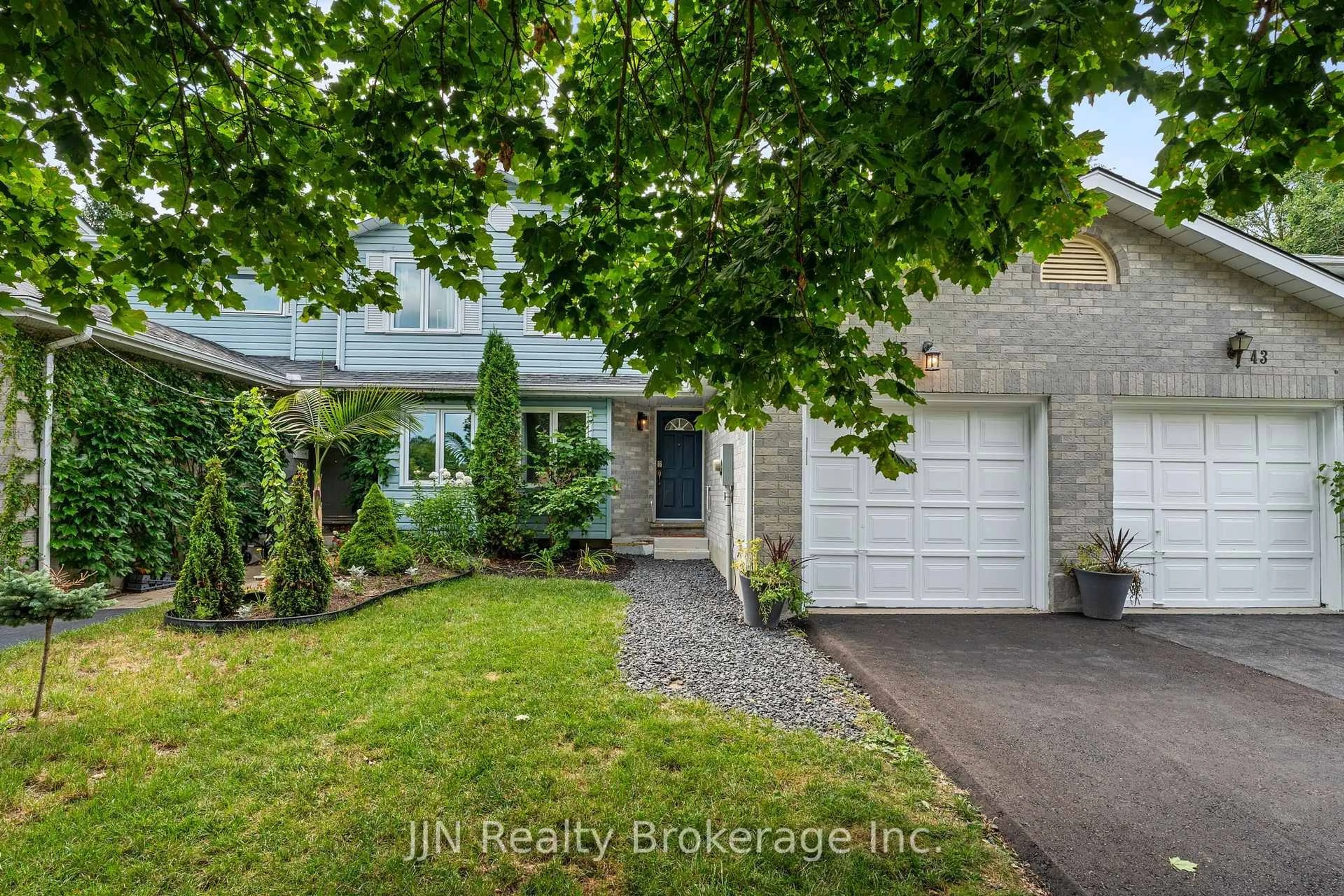Unknown for 45 Freeman Cres, Norfolk Ontario N3Y 5K1