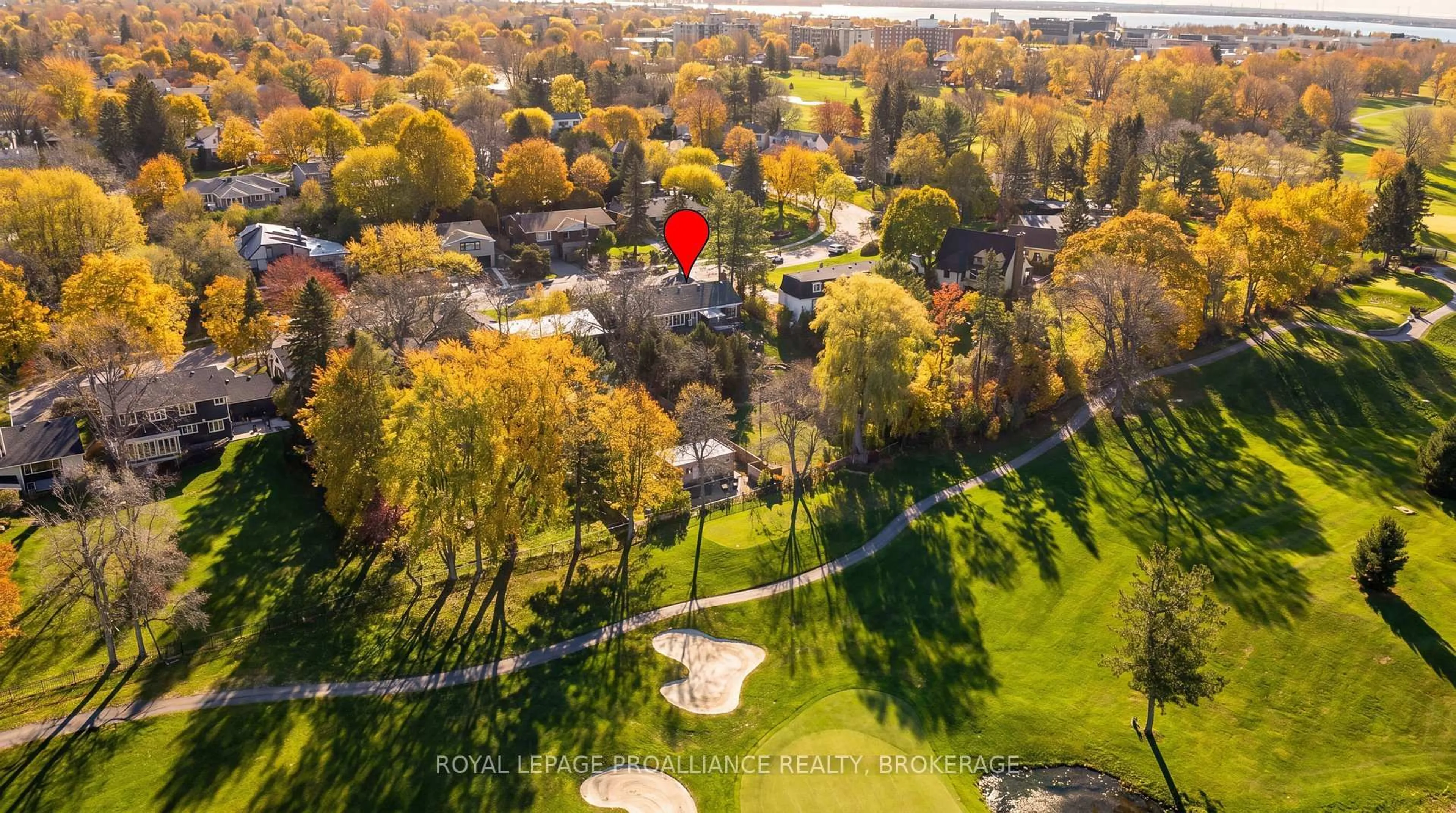 A pic from outside/outdoor area/front of a property/back of a property/a pic from drone, unknown for 209 Fairway Hill Cres, Kingston Ontario K7M 2B5