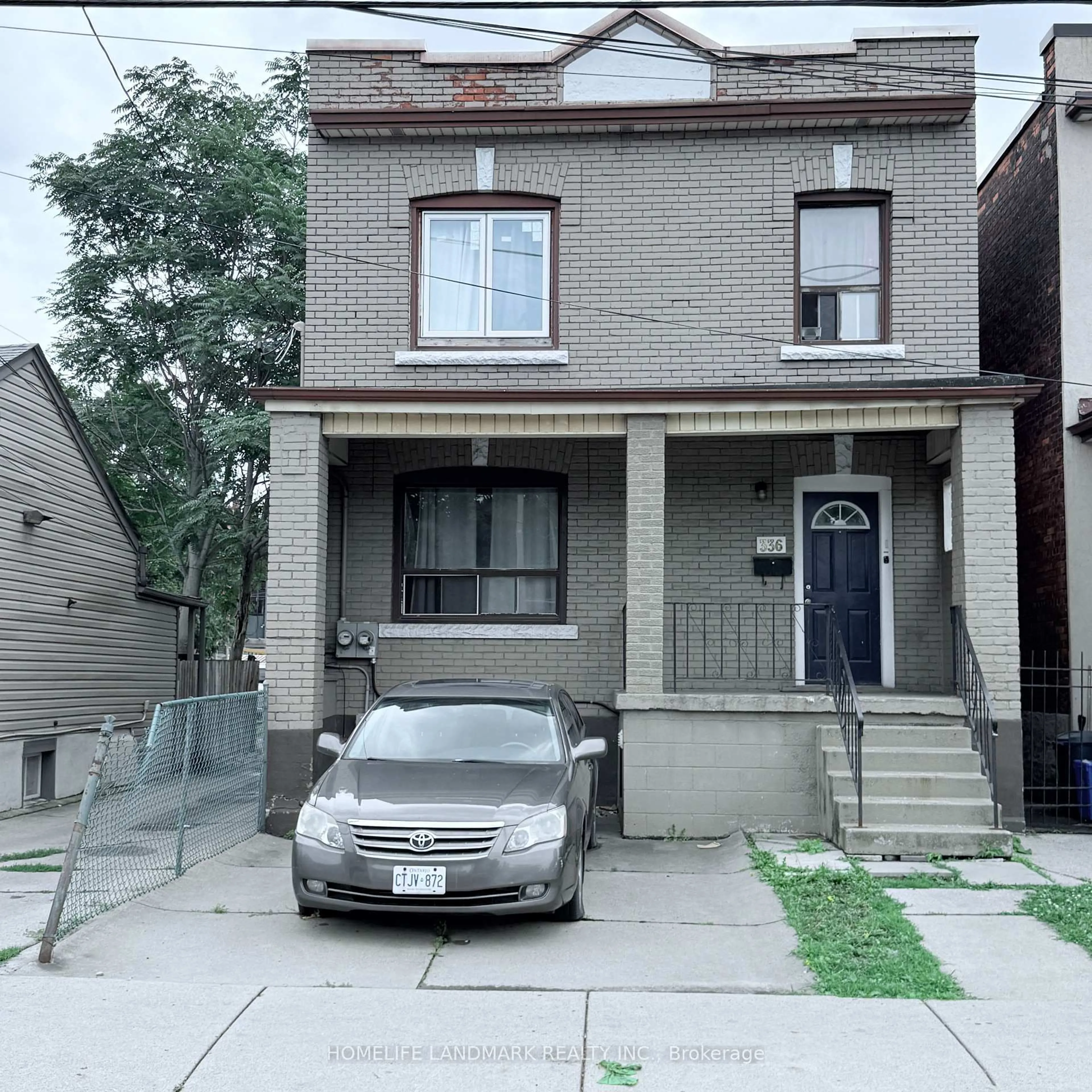 Home with brick exterior material, street for 336 King William St, Hamilton Ontario L8L 1P3
